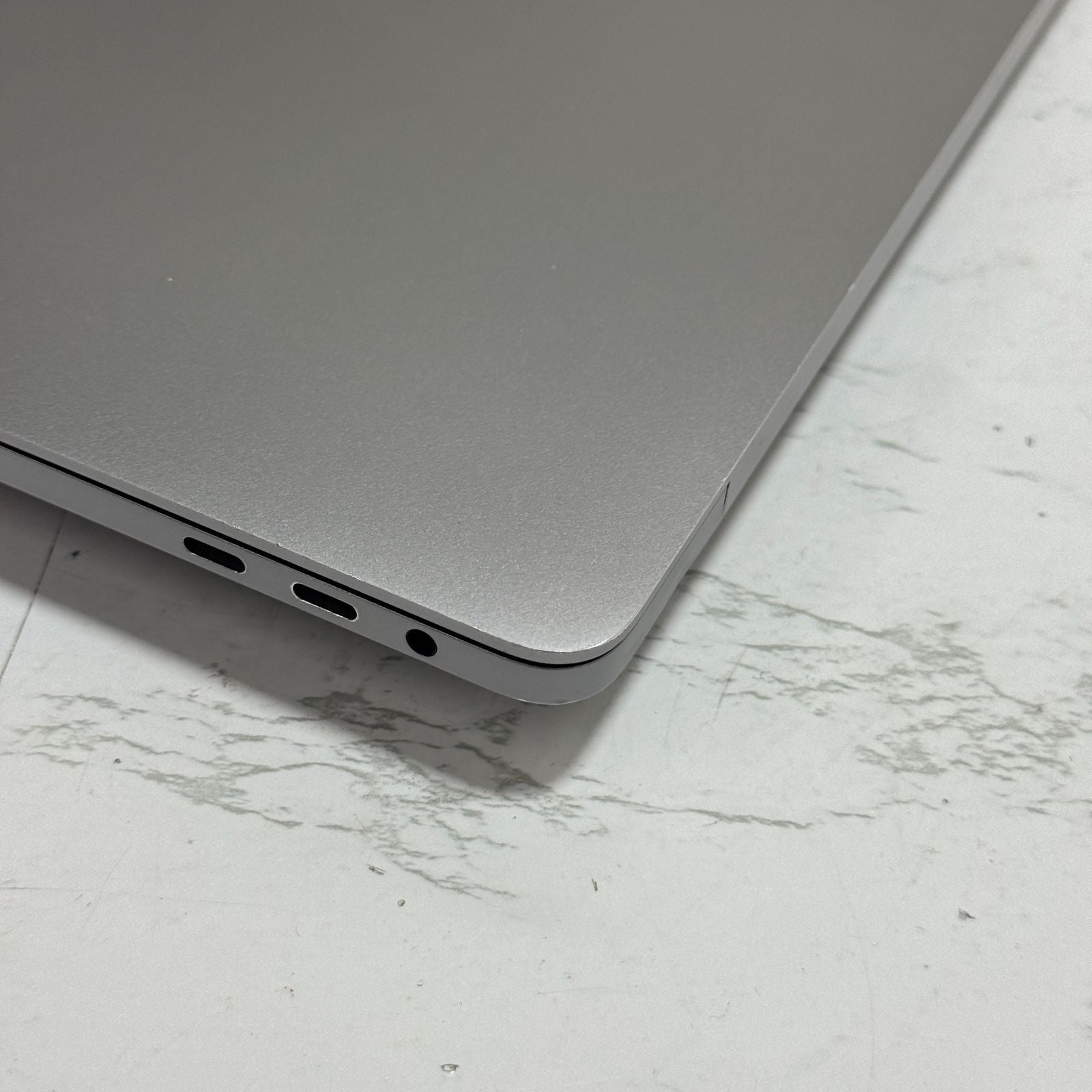 【良品】【1週間保証】MacBook Pro 16インチ / 2019 / Core i9 9980HK / 32GB / 1TB 191342