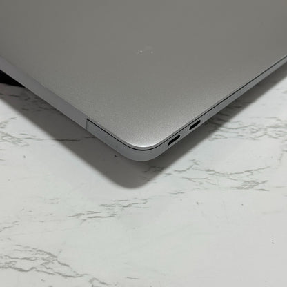 【良品】【1週間保証】MacBook Air 13インチ / 2020 / M1 / 16GB / 256GB 194117