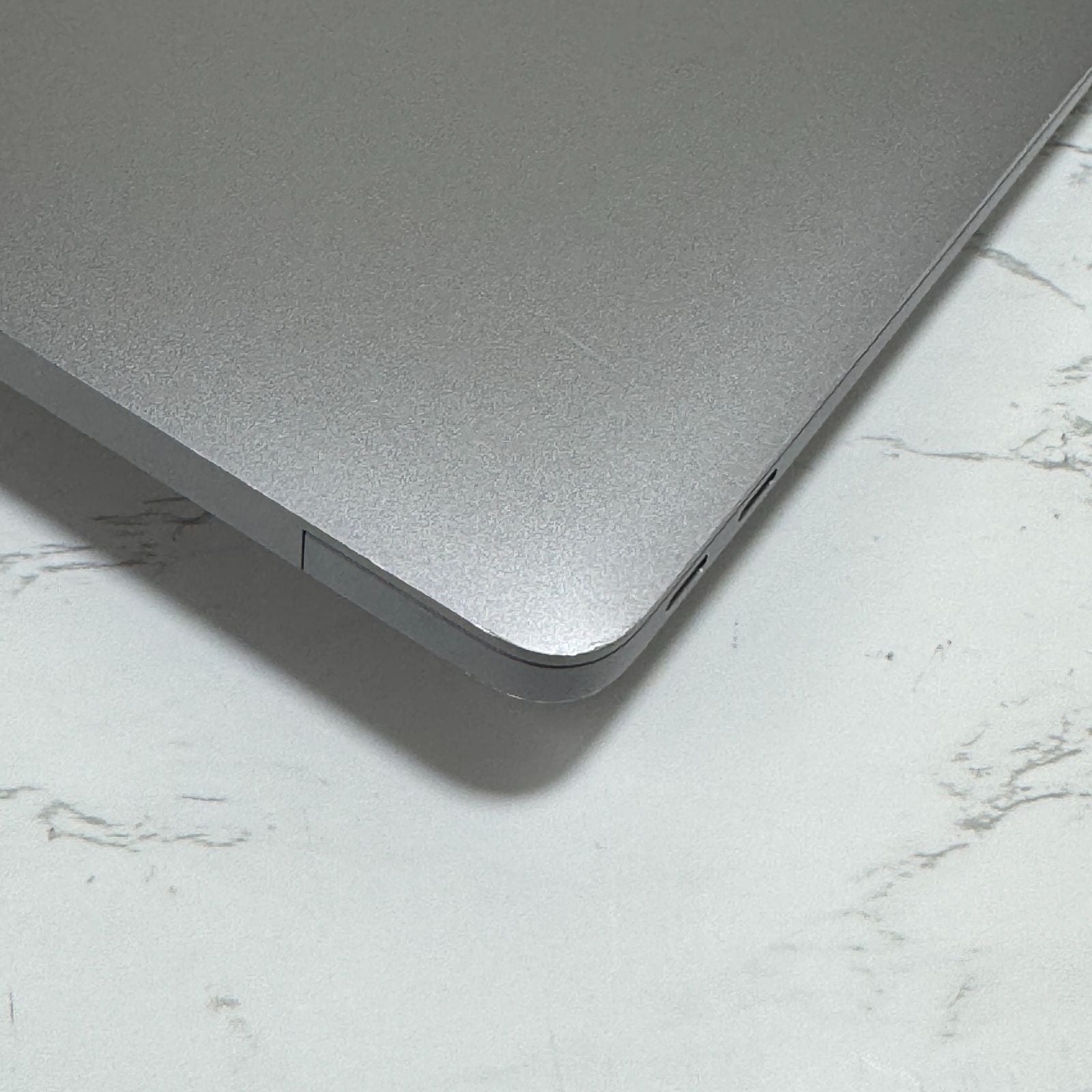 【良品】【1週間保証】MacBook Air 13インチ / 2020 / M1 / 16GB / 512GB 137241