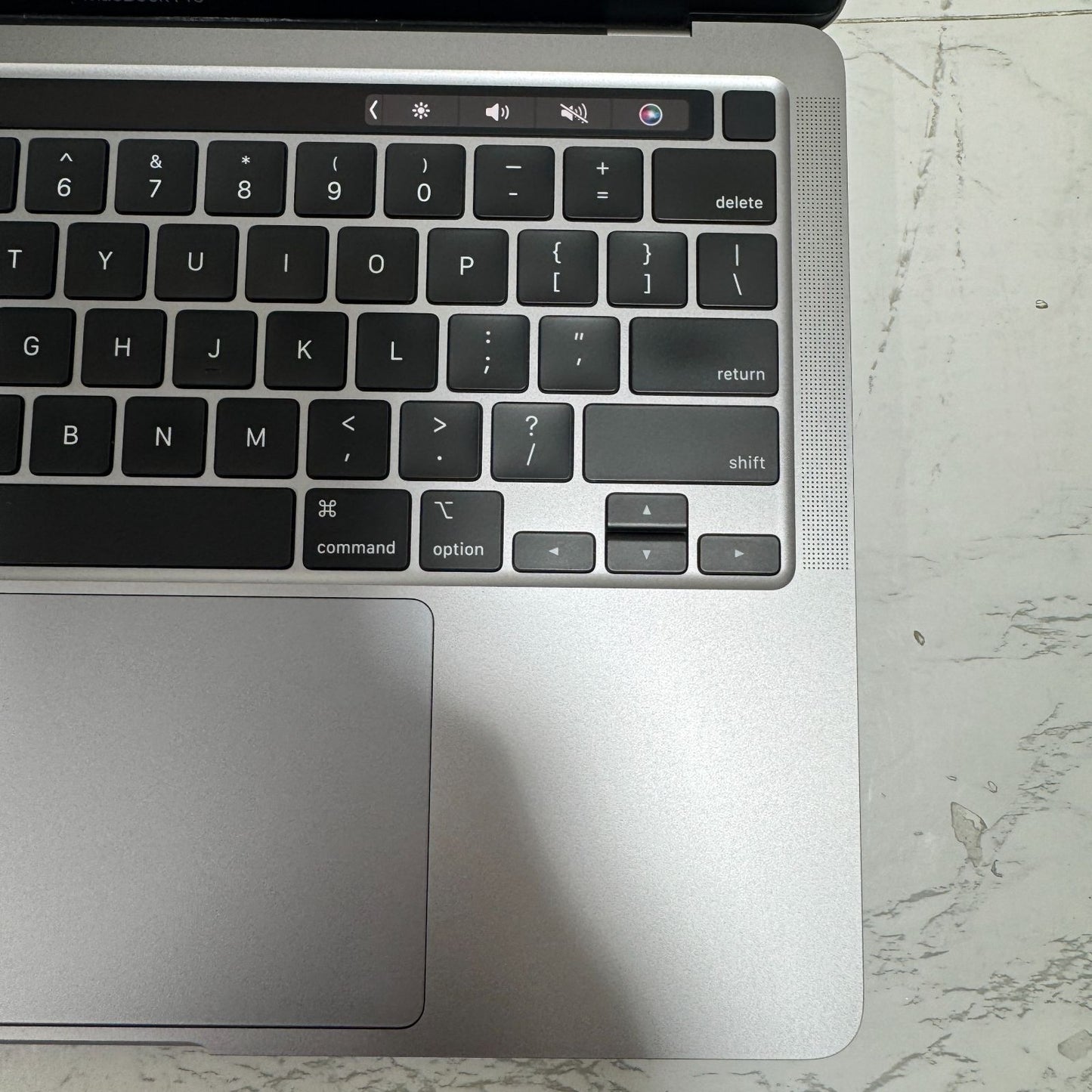 【良品】【1週間保証】MacBook Pro 13インチ / 2020 / M1 / 16GB / 512GB 191676
