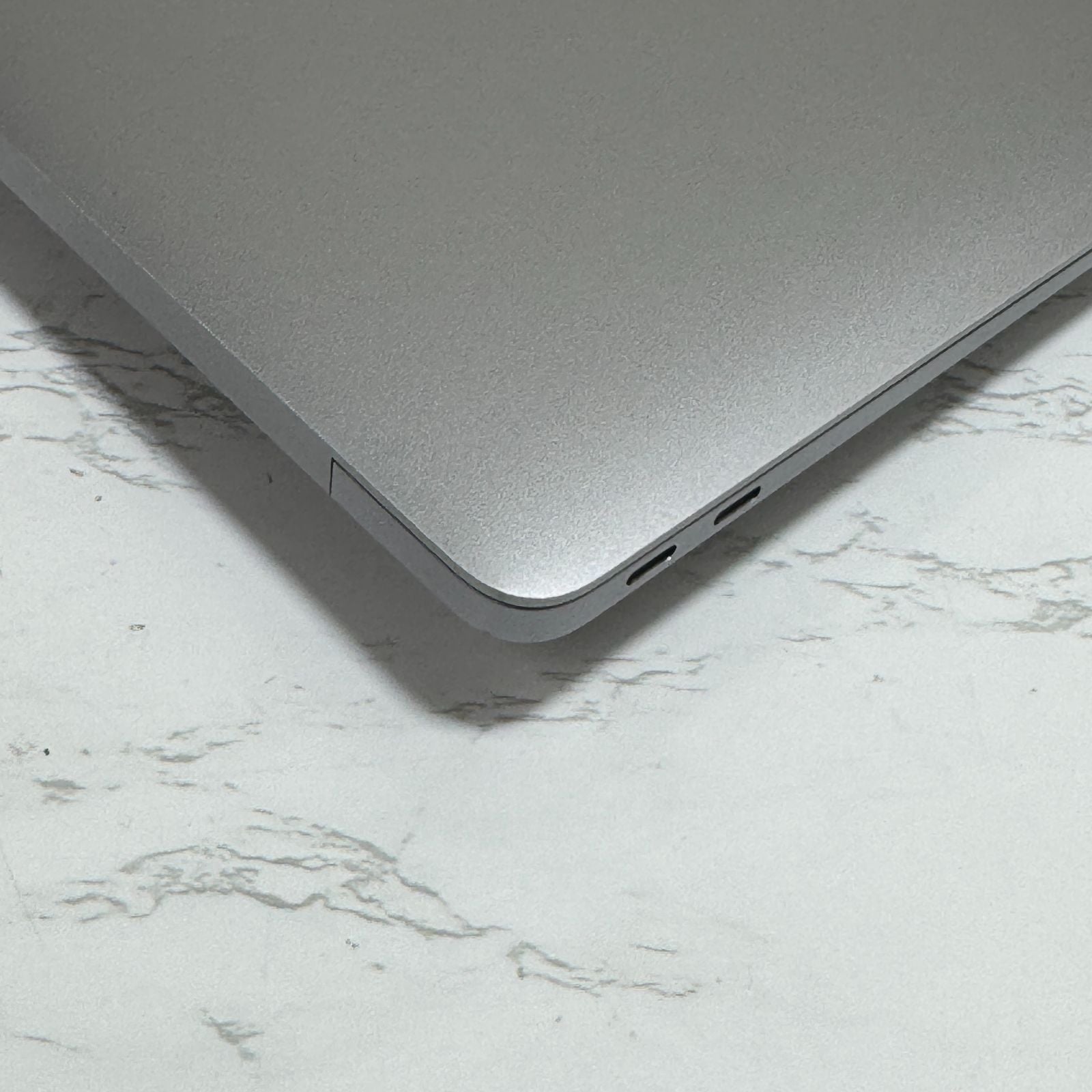 【良品】【1週間保証】MacBook Air 13インチ / 2020 / M1 / 16GB / 256GB 194137