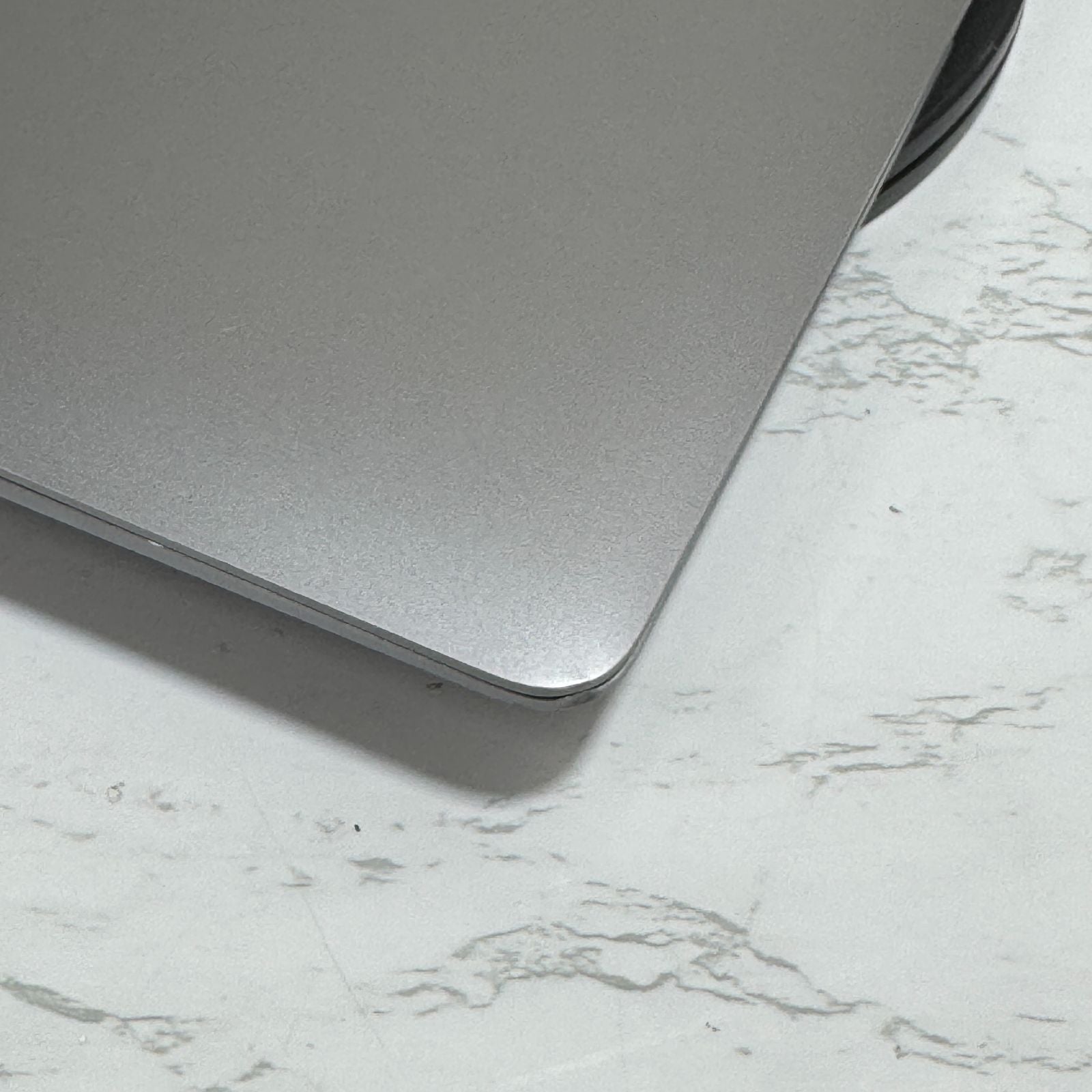 【うっすら凹みあり】【1週間保証】MacBook Air 13インチ / 2020 / M1 / 16GB / 512GB 191430