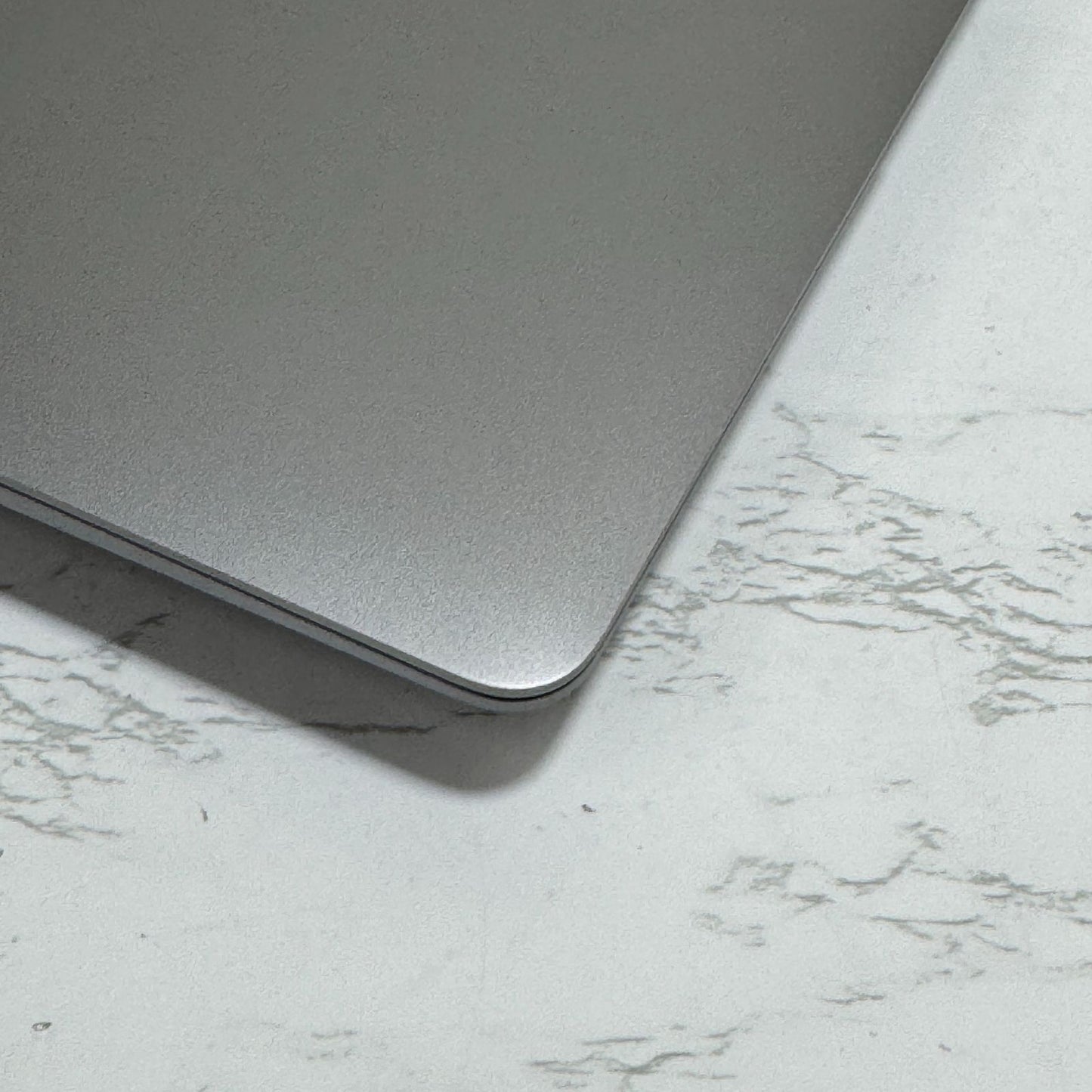 【良品】【1週間保証】MacBook Air 13インチ / 2020 / M1 / 16GB / 256GB 194123