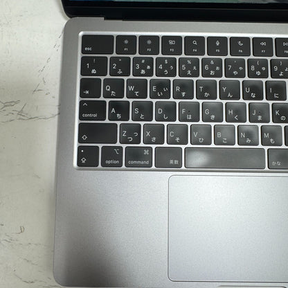 【凹み大あり】【1週間保証】MacBook Air 13インチ / 2022 / M2 / 16GB / 512GB 191450