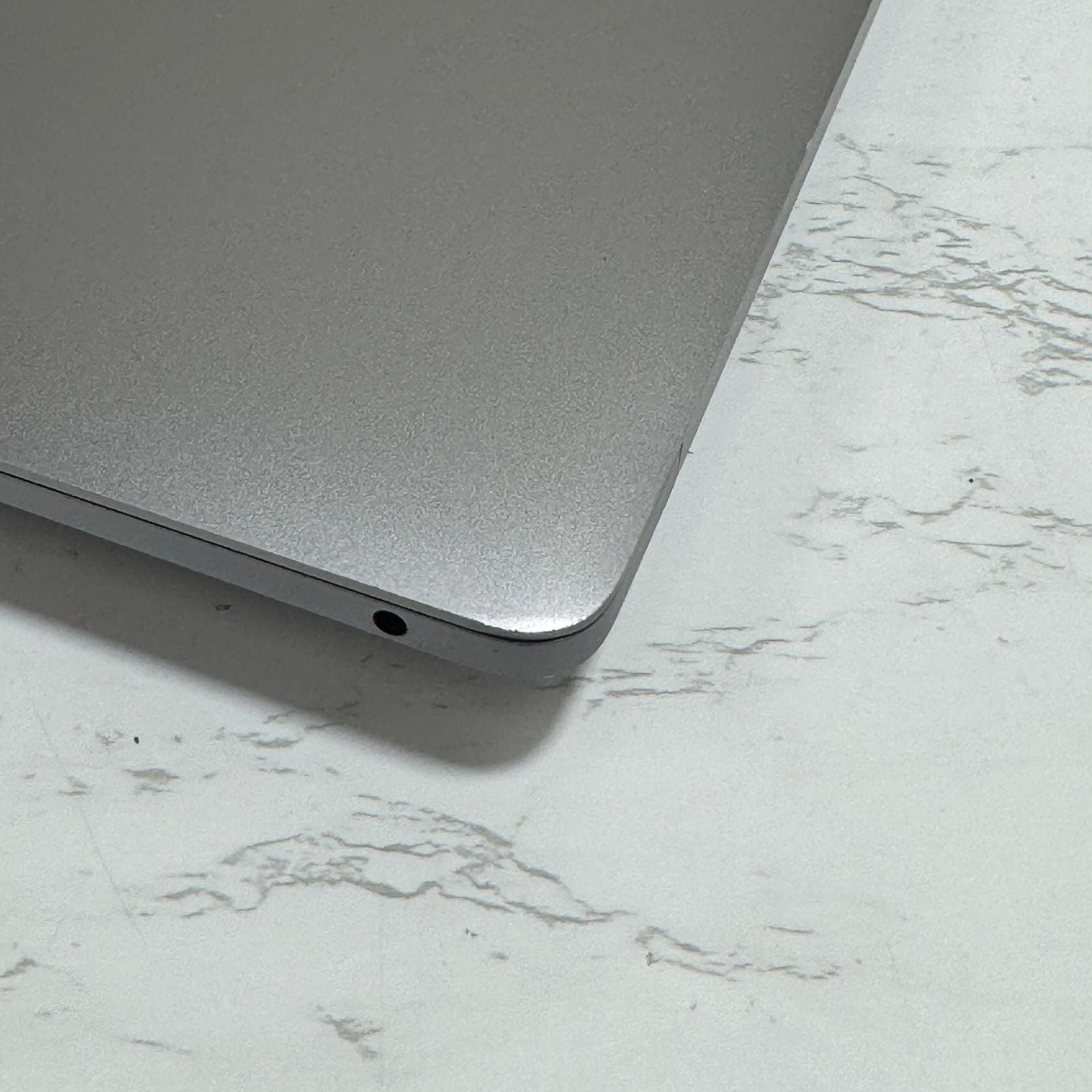【シール跡あり】【1週間保証】MacBook Air 13インチ / 2020 / M1 / 16GB / 256GB 194127