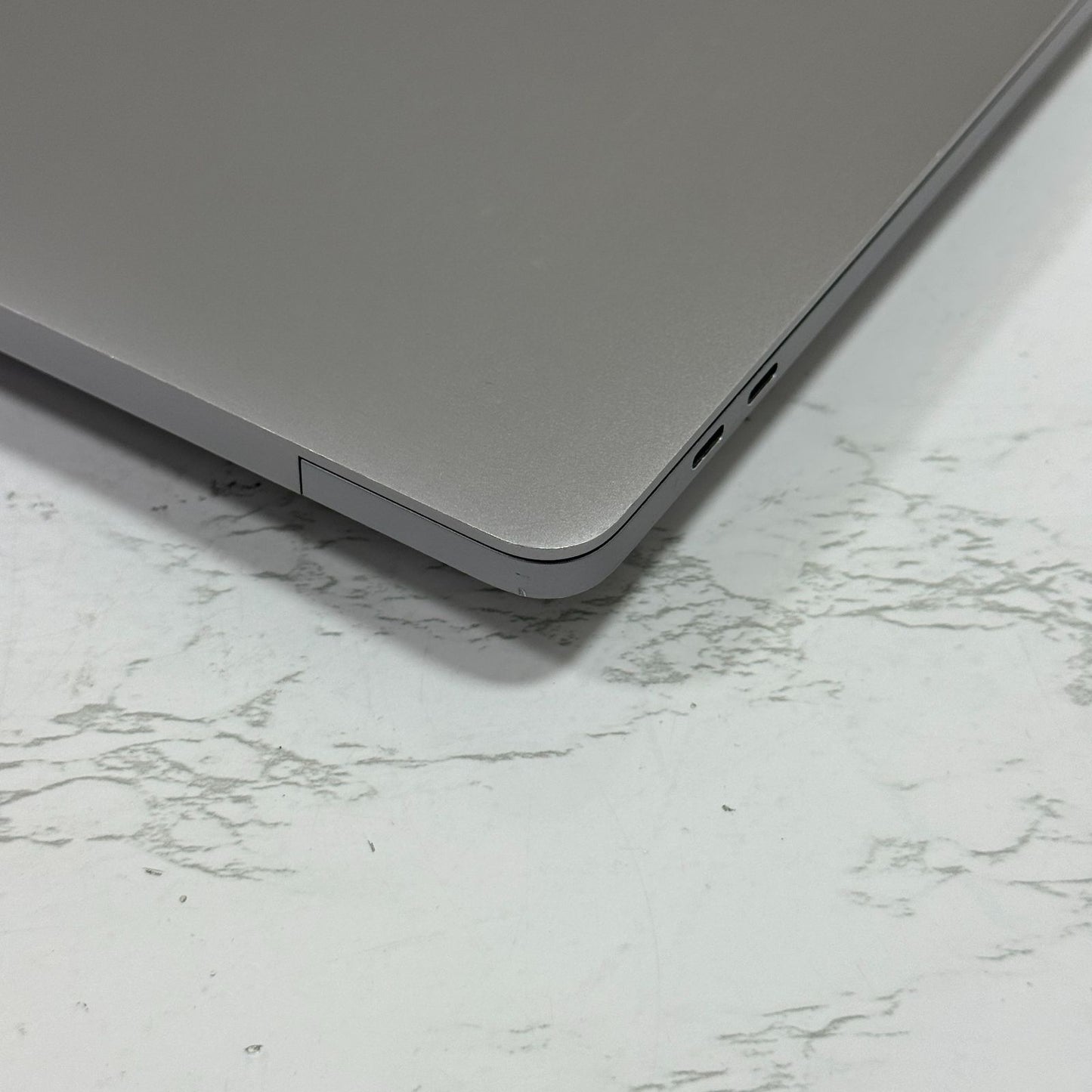 【良品】【1週間保証】MacBook Pro 16インチ / 2019 / Core i9 9980HK / 32GB / 1TB 191379