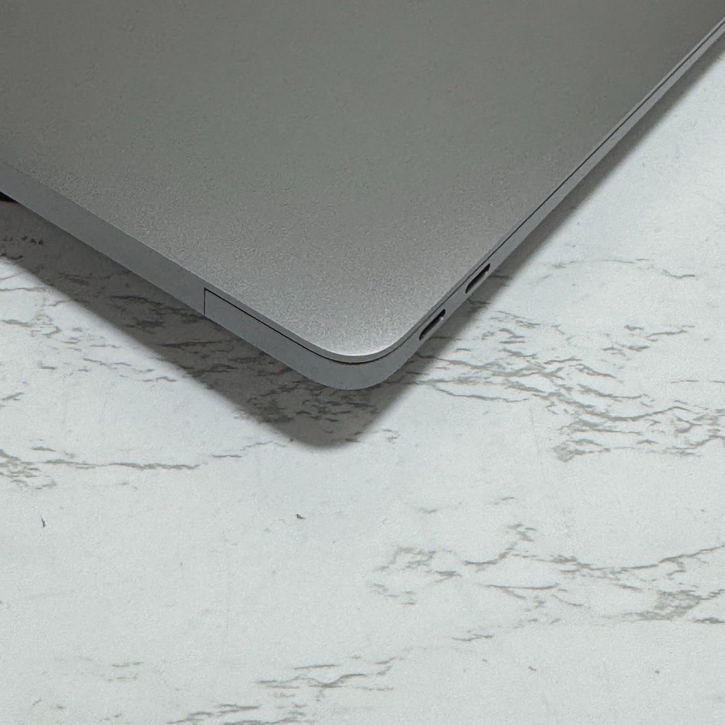 【良品】【1週間保証】MacBook Air 13インチ / 2020 / M1 / 16GB / 256GB 194123