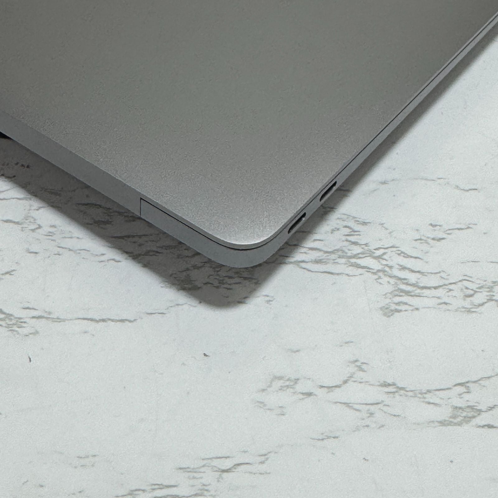【良品】【1週間保証】MacBook Air 13インチ / 2020 / M1 / 16GB / 256GB 194123