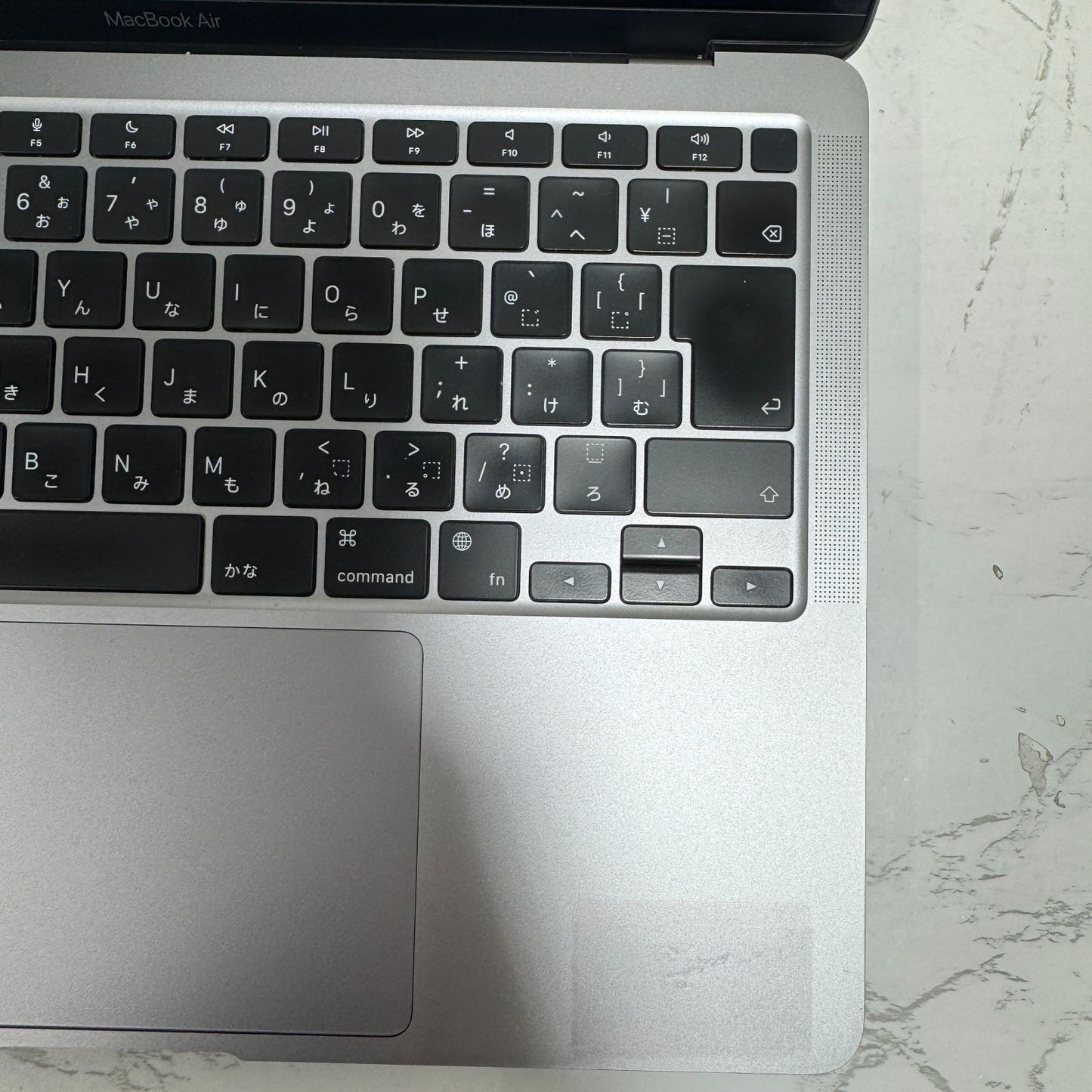【シール跡あり】【1週間保証】MacBook Air 13インチ / 2020 / M1 / 16GB / 256GB 194127