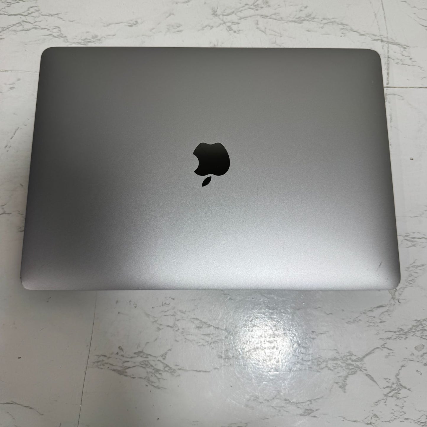 【良品】【1週間保証】MacBook Air 13インチ / 2020 / M1 / 16GB / 256GB 194142