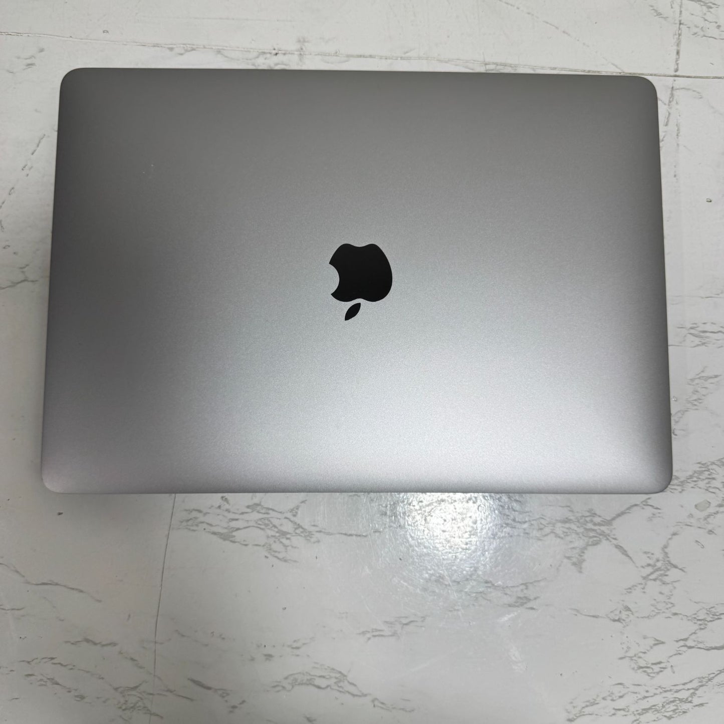 【良品】【1週間保証】MacBook Air 13インチ / 2020 / M1 / 16GB / 256GB 194117