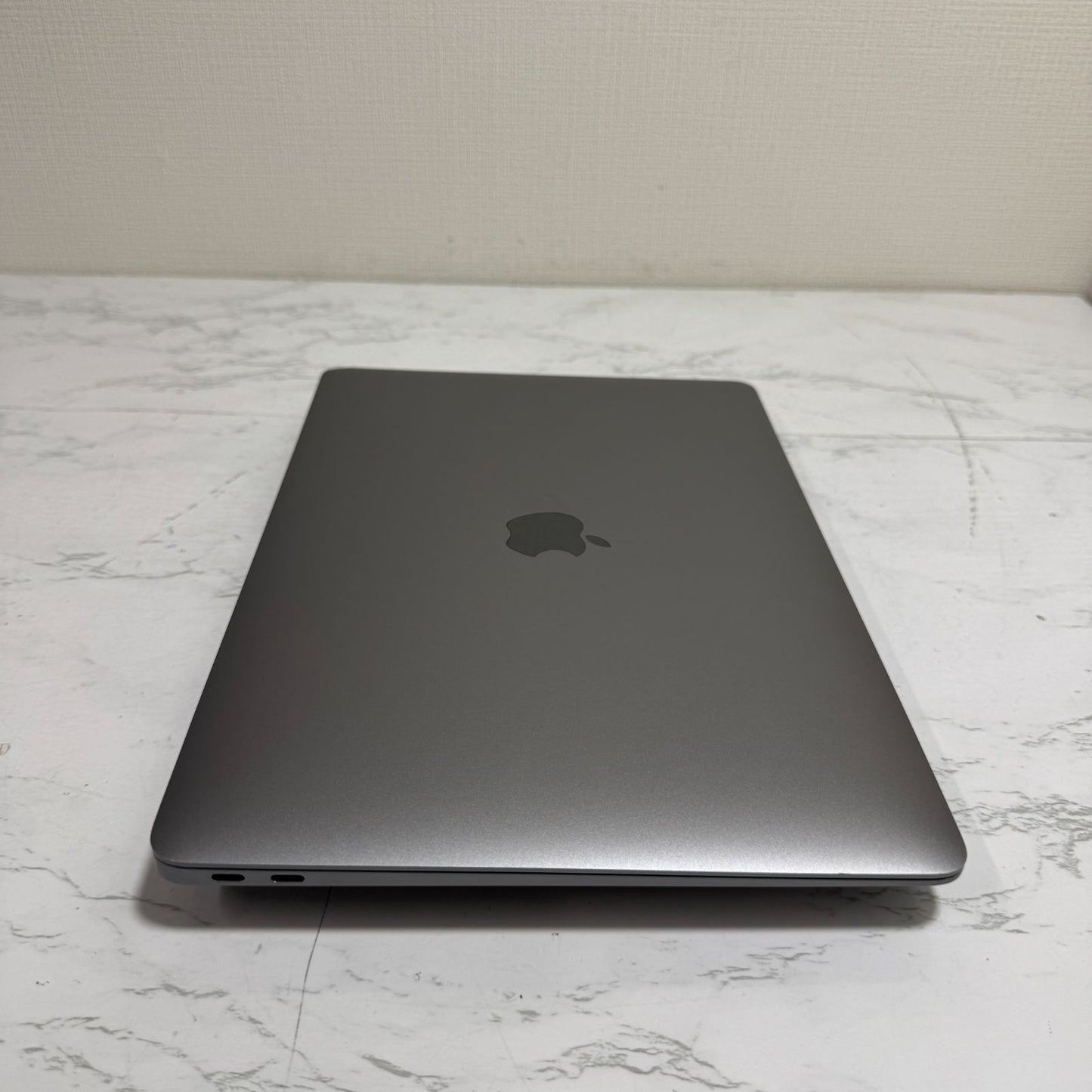 【シール跡あり】【1週間保証】MacBook Air 13インチ / 2020 / M1 / 16GB / 256GB 194127