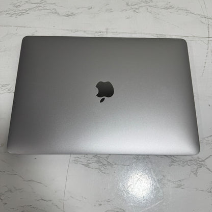 【シール跡あり】【1週間保証】MacBook Air 13インチ / 2020 / M1 / 16GB / 256GB 194127