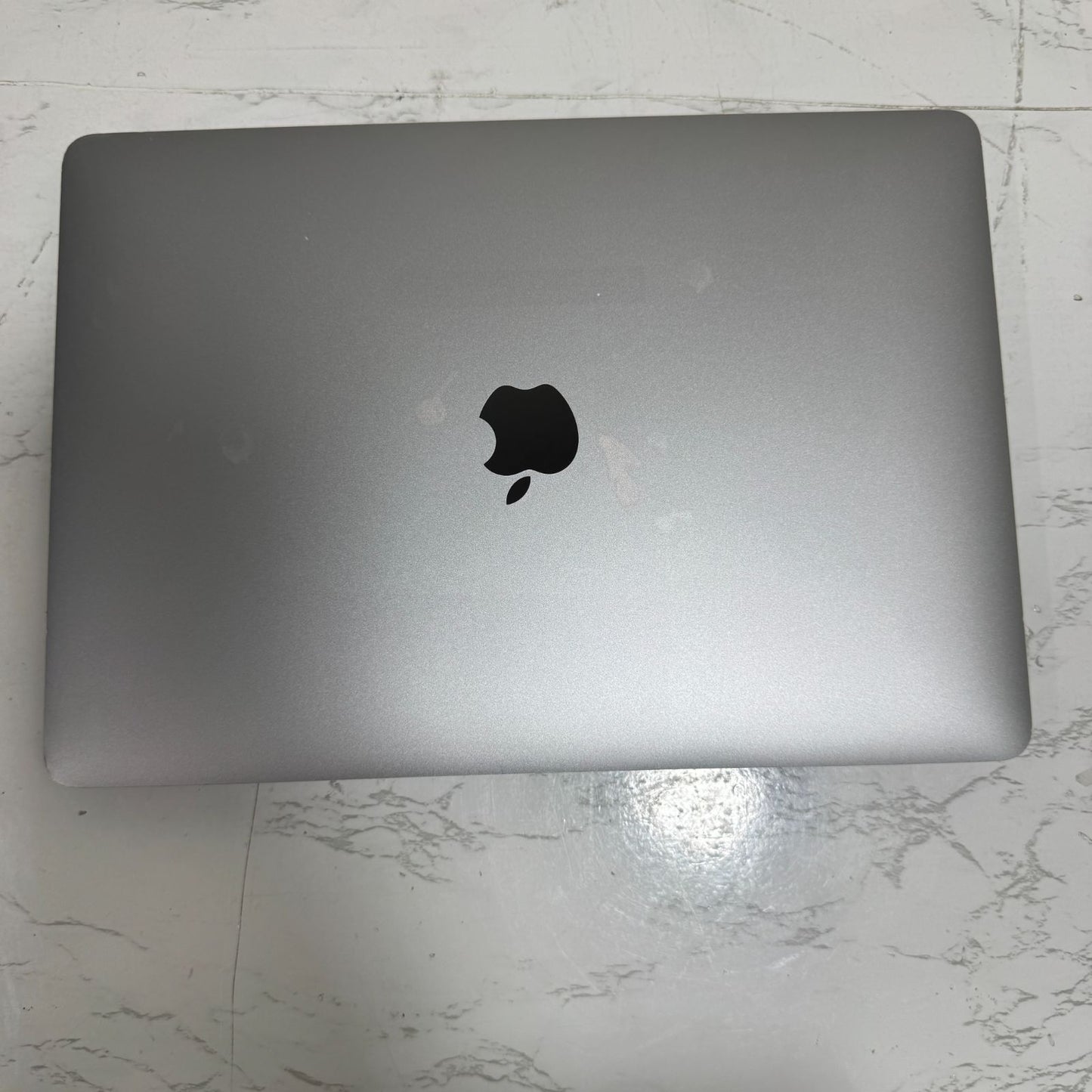 【良品】【1週間保証】MacBook Air 13インチ / 2020 / M1 / 16GB / 256GB 194132