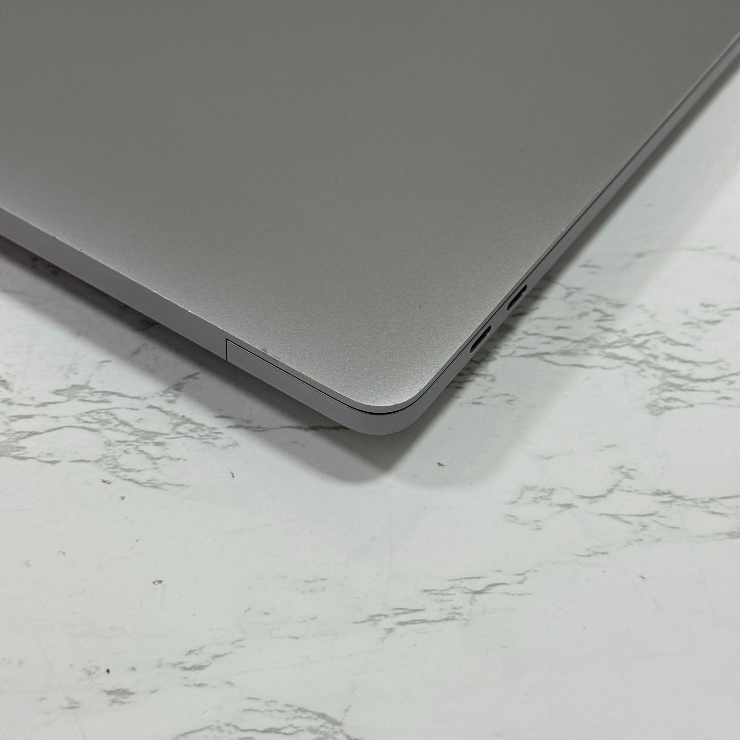 【良品】【1週間保証】MacBook Pro 16インチ / 2019 / Core i9 9980HK / 32GB / 1TB 191331