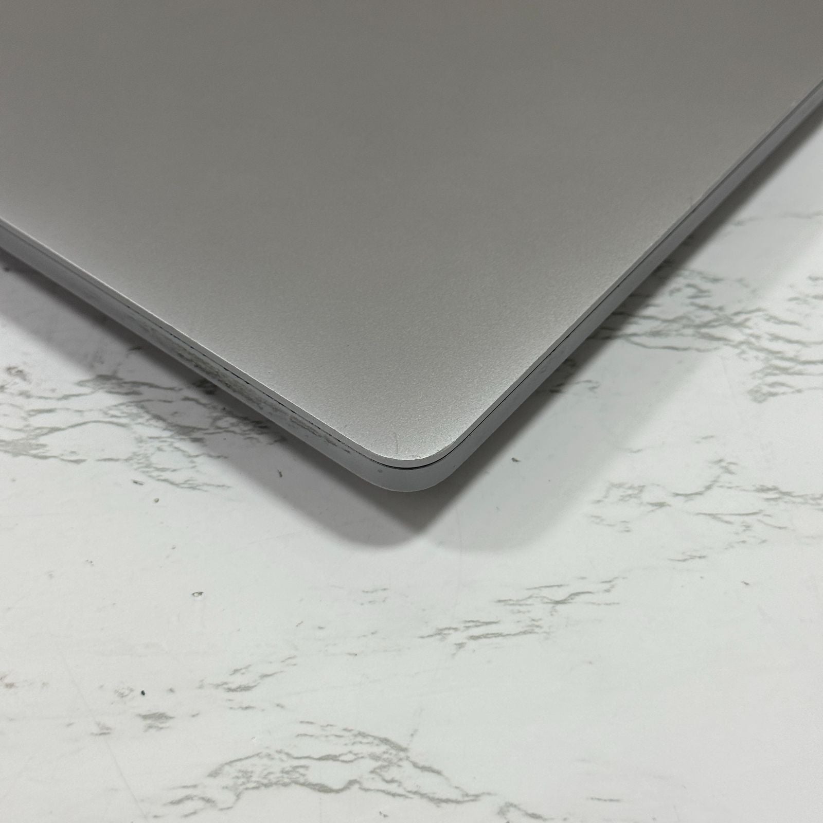 【美品】【1週間保証】MacBook Pro 16インチ / 2019 / Core i9 9980HK / 32GB / 1TB 191375