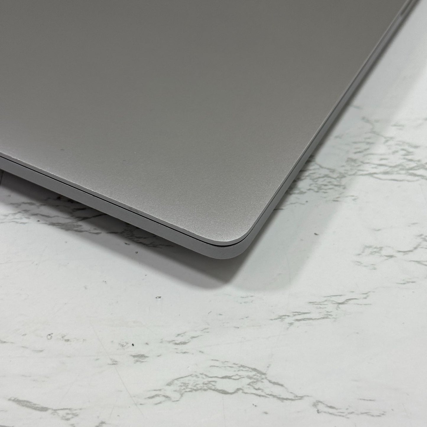 【美品】【1週間保証】MacBook Pro 16インチ / 2019 / Core i9 9980HK / 32GB / 1TB 191340