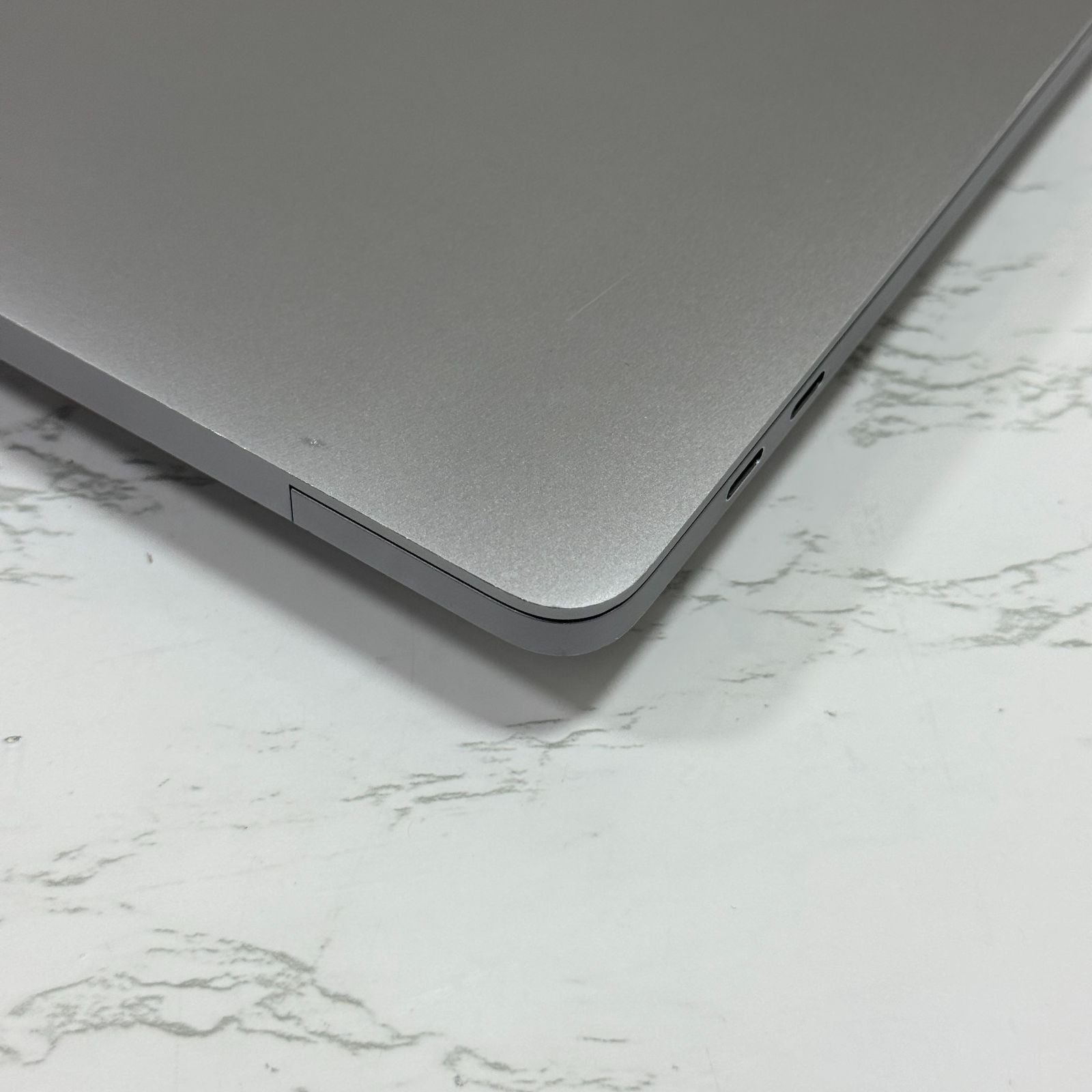 【良品】【1週間保証】MacBook Pro 16インチ / 2019 / Core i9 9980HK / 32GB / 1TB 191383