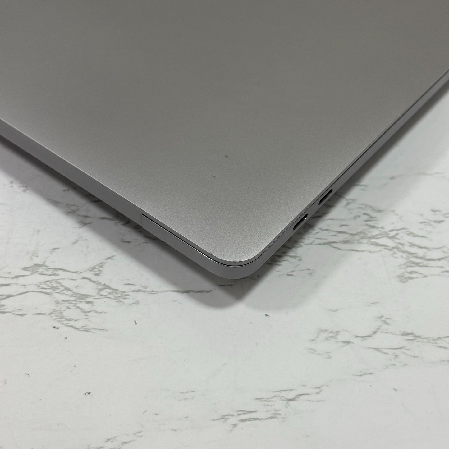 【美品】【1週間保証】MacBook Pro 16インチ / 2019 / Core i9 9980HK / 32GB / 1TB 191375