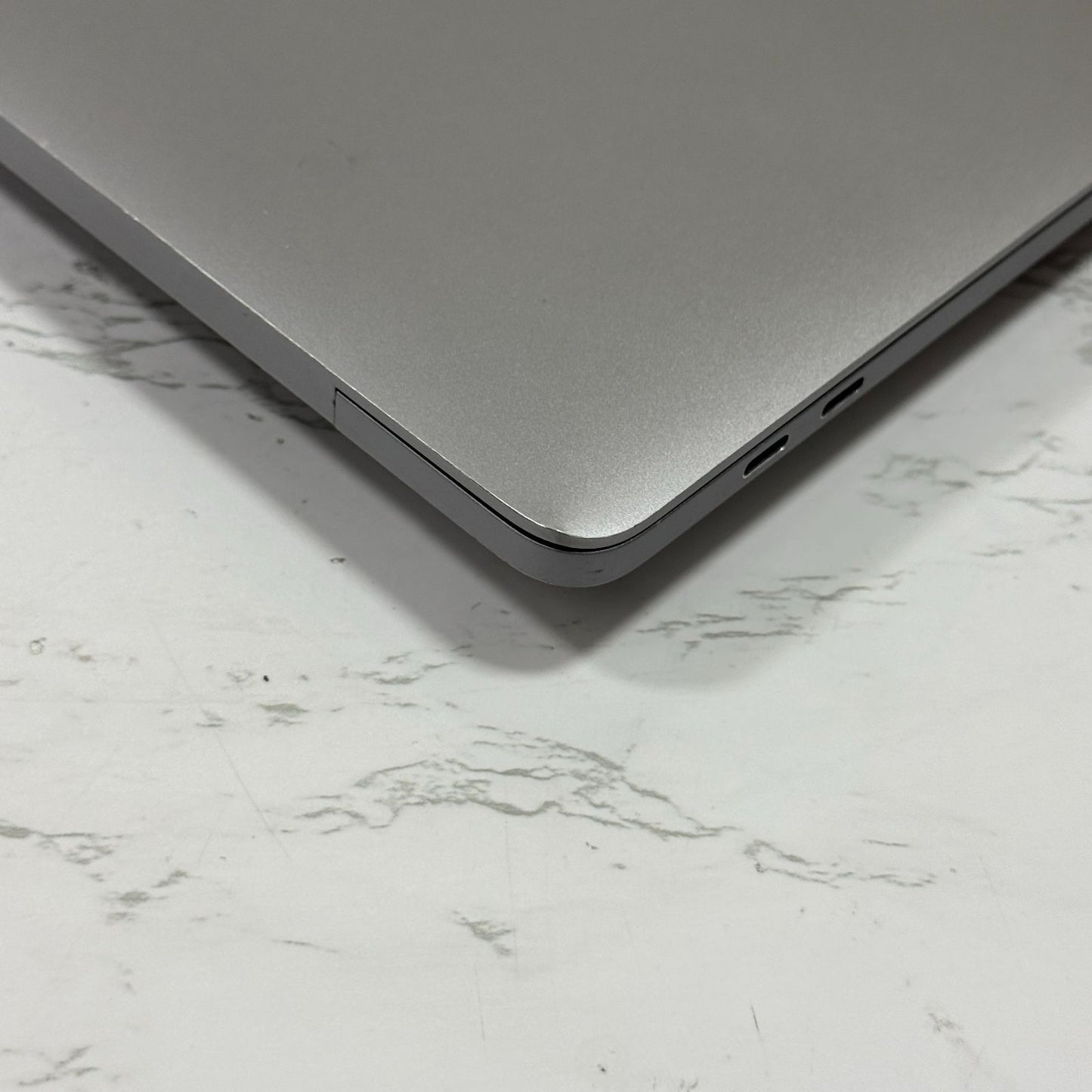 【美品】【1週間保証】MacBook Pro 16インチ / 2019 / Core i9 9980HK / 32GB / 1TB 191352