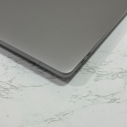 【傷あり】【1週間保証】MacBook Pro 16インチ / 2019 / Core i9 9980HK / 32GB / 1TB 191351