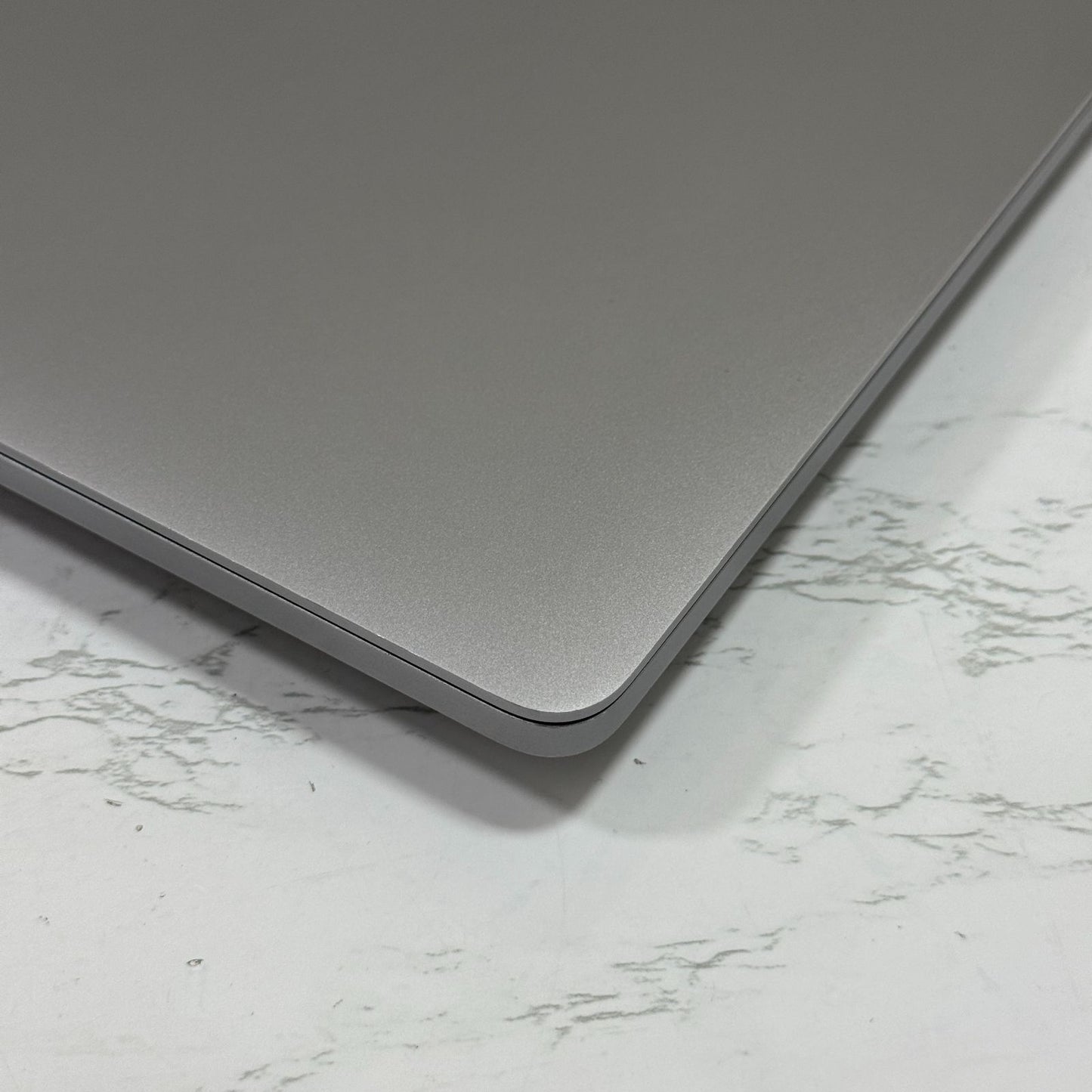 【美品】【1週間保証】MacBook Pro 16インチ / 2019 / Core i9 9980HK / 32GB / 1TB 191340