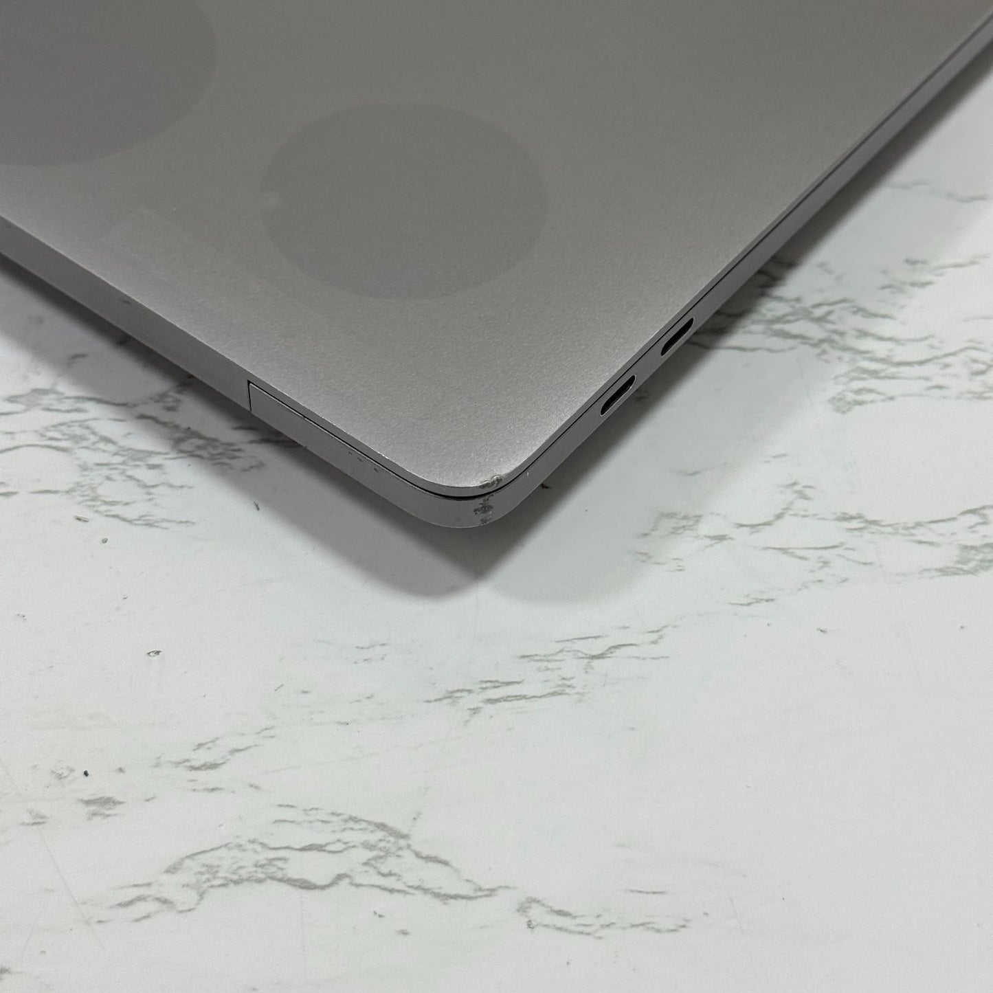 【シール跡あり】【1週間保証】MacBook Pro 16インチ / 2019 / Core i9 9980HK / 64GB / 1TB 191398