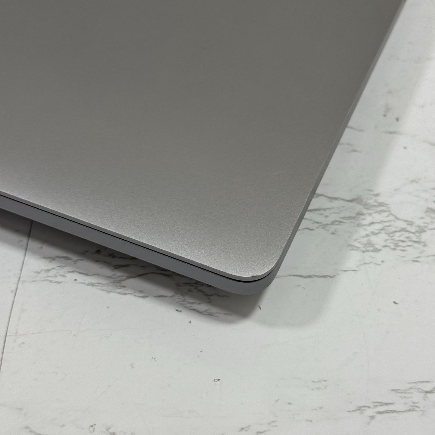 【美品】【1週間保証】MacBook Pro 16インチ / 2019 / Core i9 9980HK / 32GB / 1TB 191389