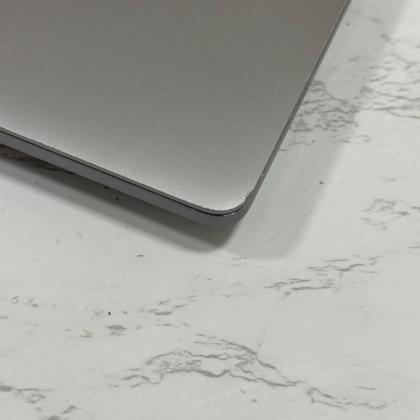 【傷あり】【1週間保証】MacBook Pro 16インチ / 2019 / Core i9 9980HK / 32GB / 1TB 191378