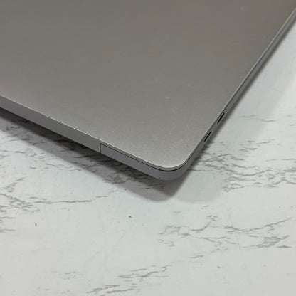 【傷あり】【1週間保証】MacBook Pro 16インチ / 2019 / Core i9 9980HK / 32GB / 1TB 191334