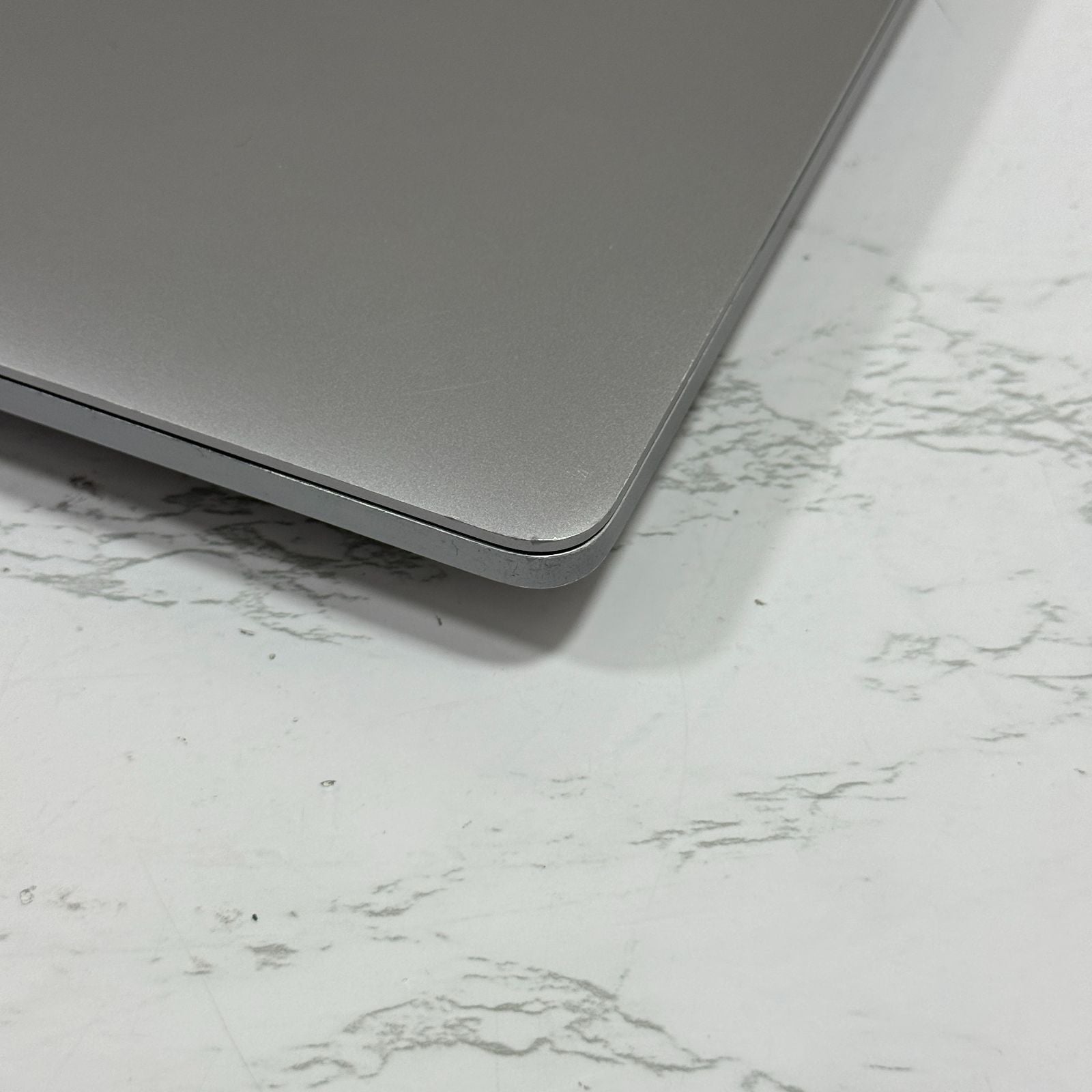 【美品】【1週間保証】MacBook Pro 16インチ / 2019 / Core i9 9980HK / 32GB / 1TB