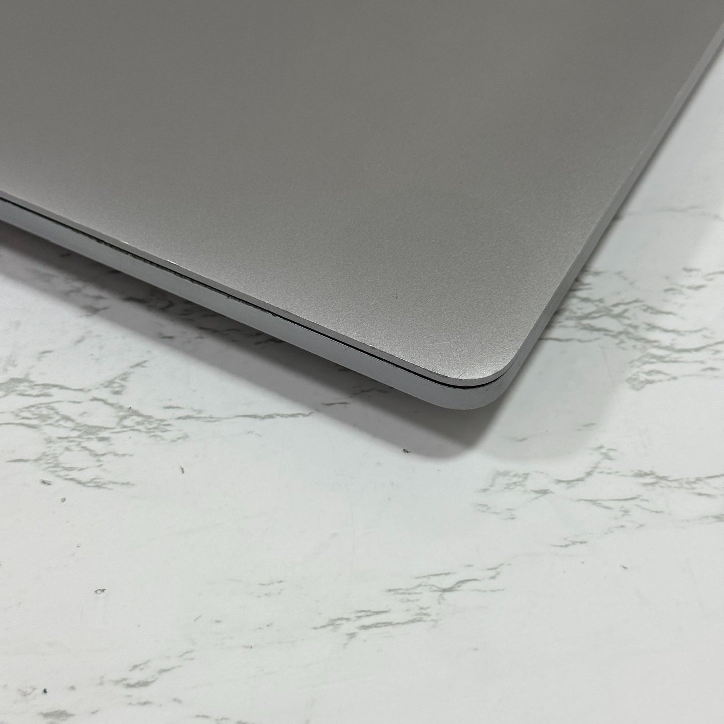 【美品】【1週間保証】MacBook Pro 16インチ / 2019 / Core i9 9980HK / 32GB / 1TB
