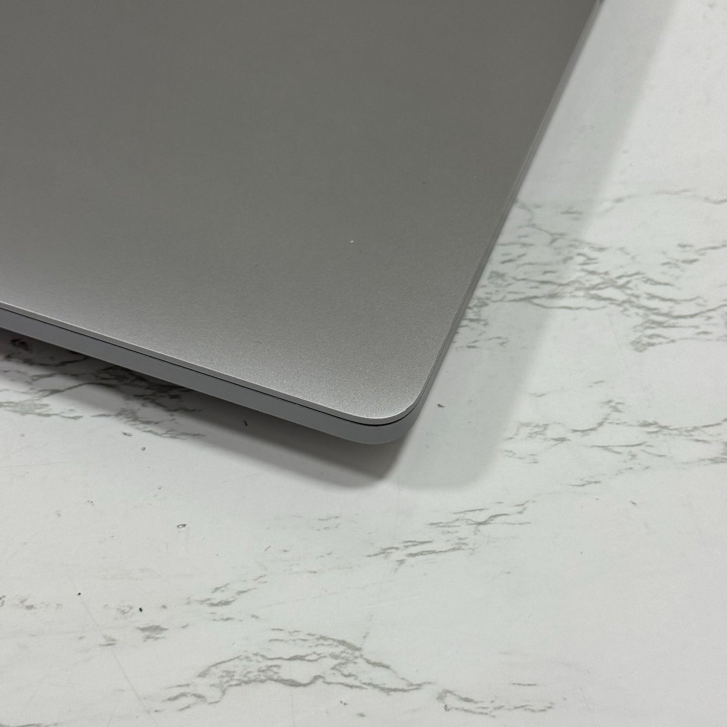 【良品】【1週間保証】MacBook Pro 16インチ / 2019 / Core i9 9980HK / 32GB / 1TB 191330