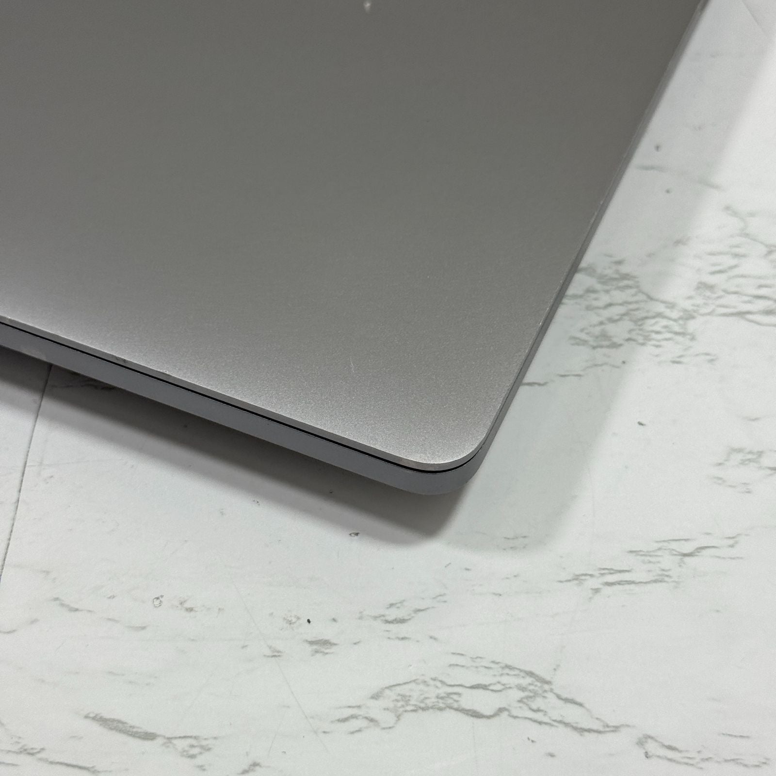 【良品】【1週間保証】MacBook Pro 16インチ / 2019 / Core i9 9980HK / 32GB / 1TB 191331