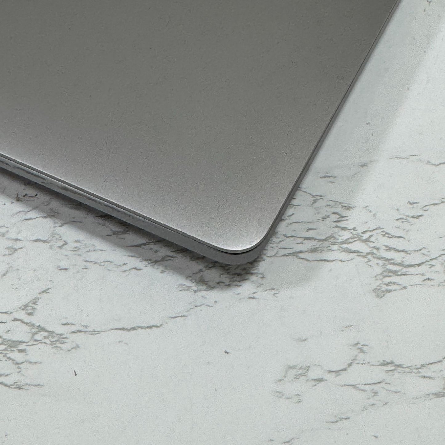 【傷あり】【1週間保証】MacBook Pro 13インチ / 2020 / M1 / 16GB / 512GB 191677