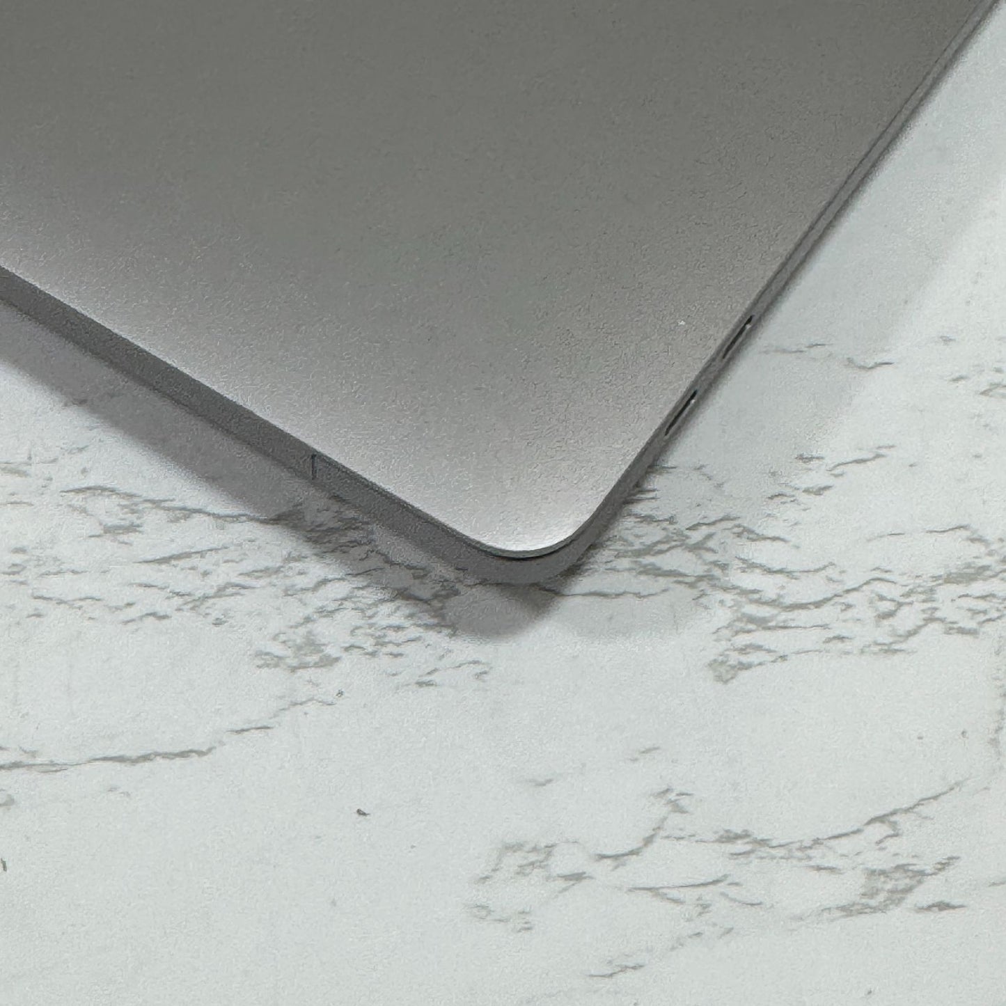 【傷あり】【1週間保証】MacBook Pro 13インチ / 2020 / M1 / 16GB / 512GB 191677