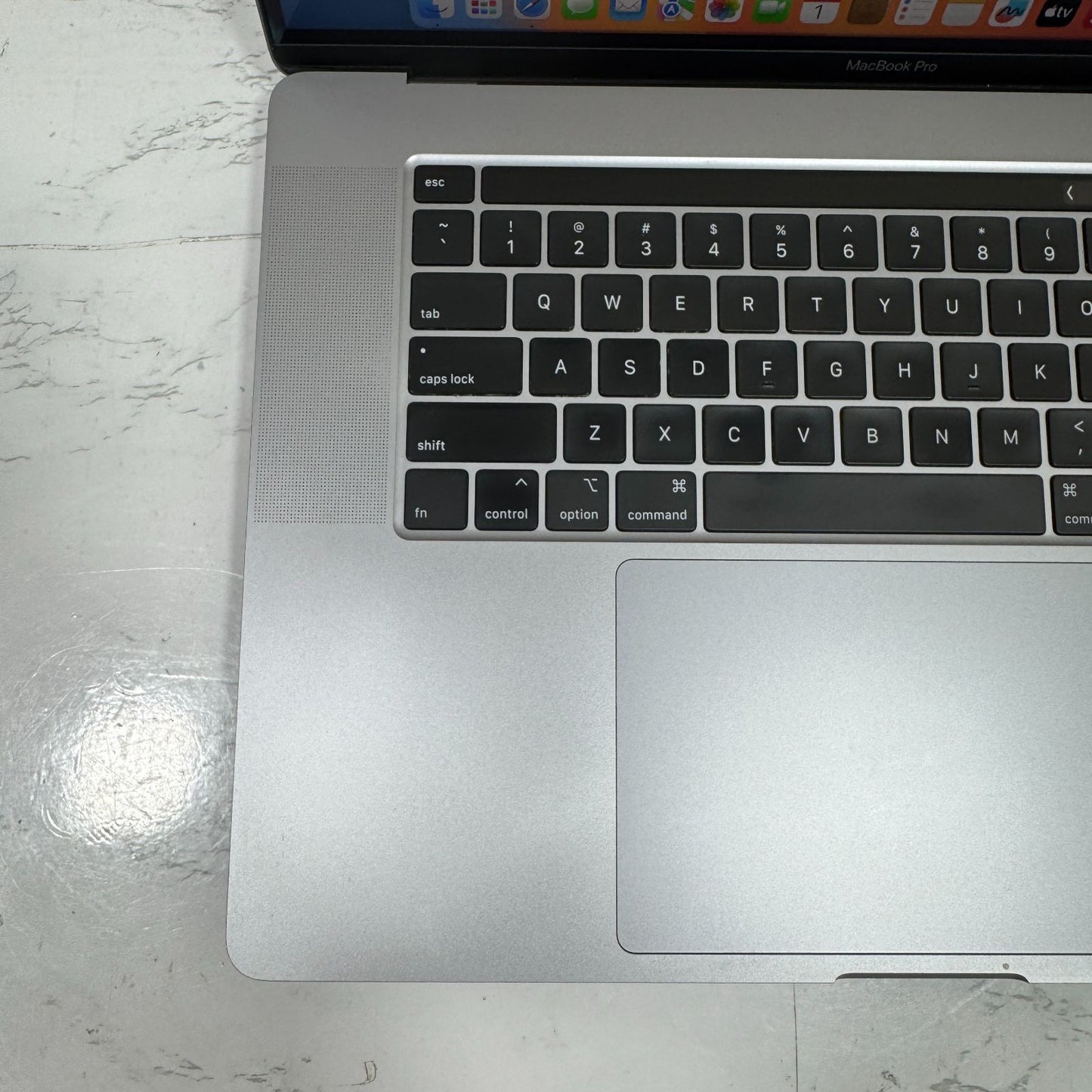 【美品】【1週間保証】MacBook Pro 16インチ / 2019 / Core i9 9980HK / 32GB / 1TB 191352