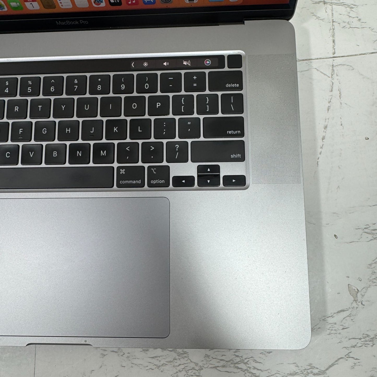 【美品】【1週間保証】MacBook Pro 16インチ / 2019 / Core i9 9980HK / 32GB / 1TB 191352