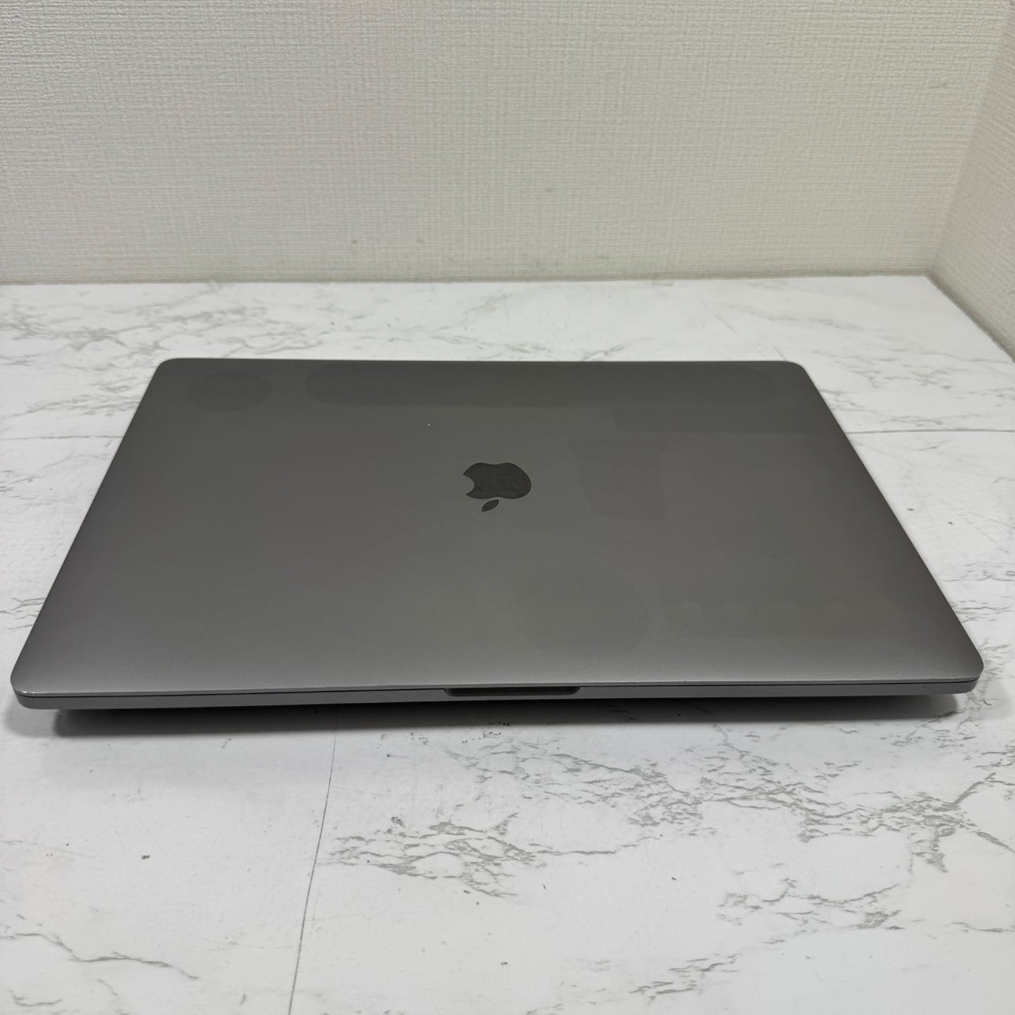 【シール跡あり】【1週間保証】MacBook Pro 16インチ / 2019 / Core i9 9980HK / 64GB / 1TB 191398