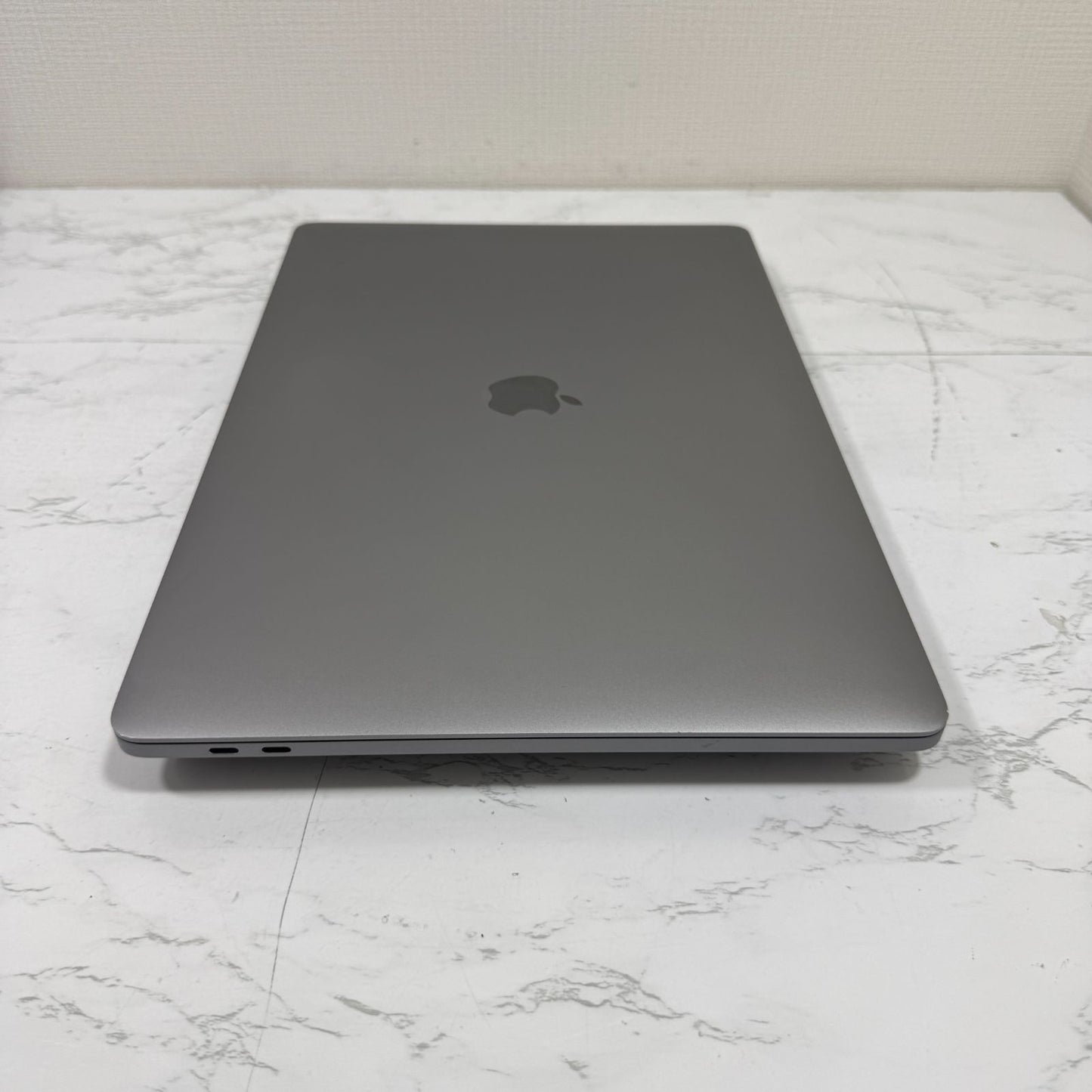 【裏傷あり】【1週間保証】MacBook Pro 16インチ / 2019 / Core i9 9980HK / 32GB / 1TB 191339