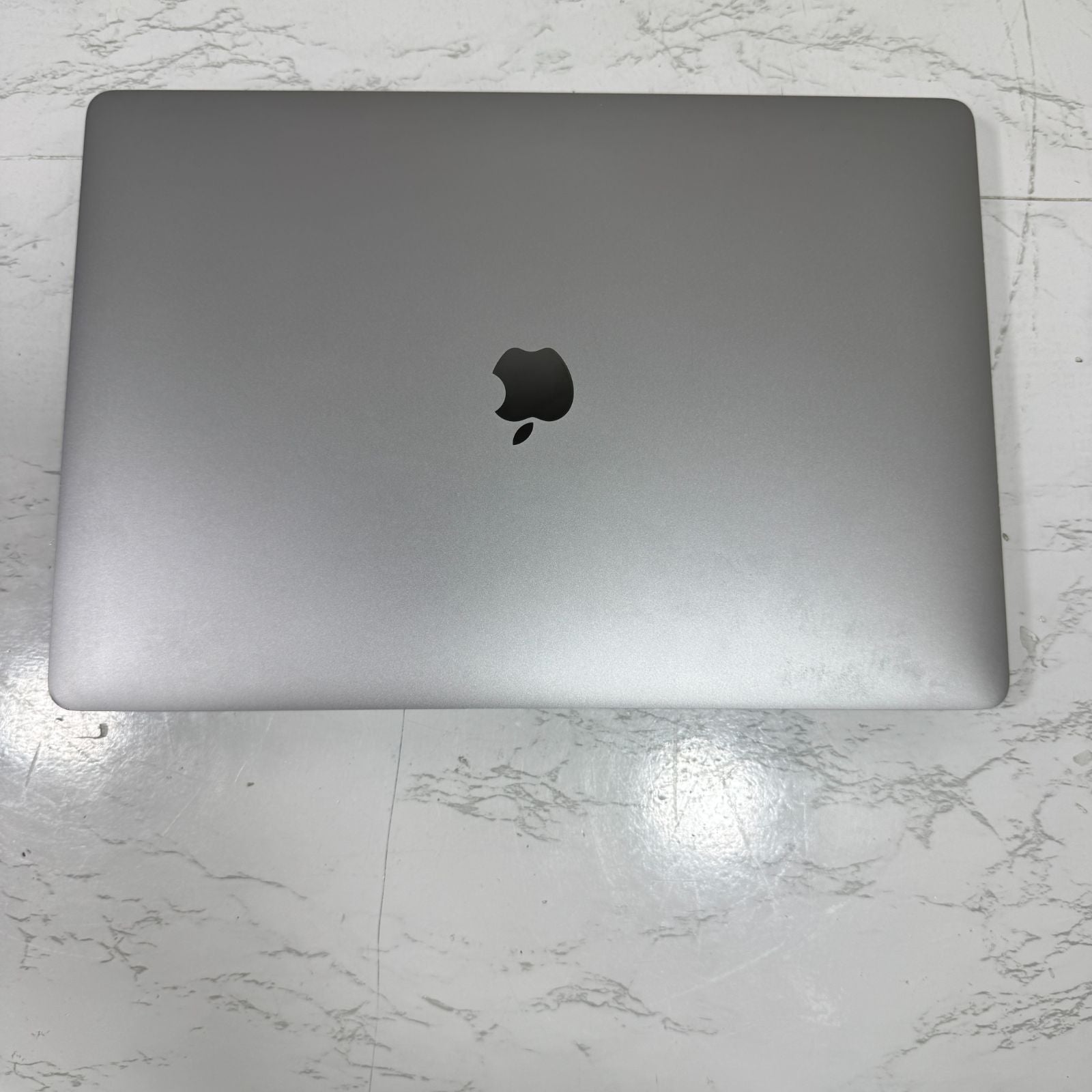 【裏傷あり】【1週間保証】MacBook Pro 16インチ / 2019 / Core i9 9980HK / 32GB / 1TB 191339