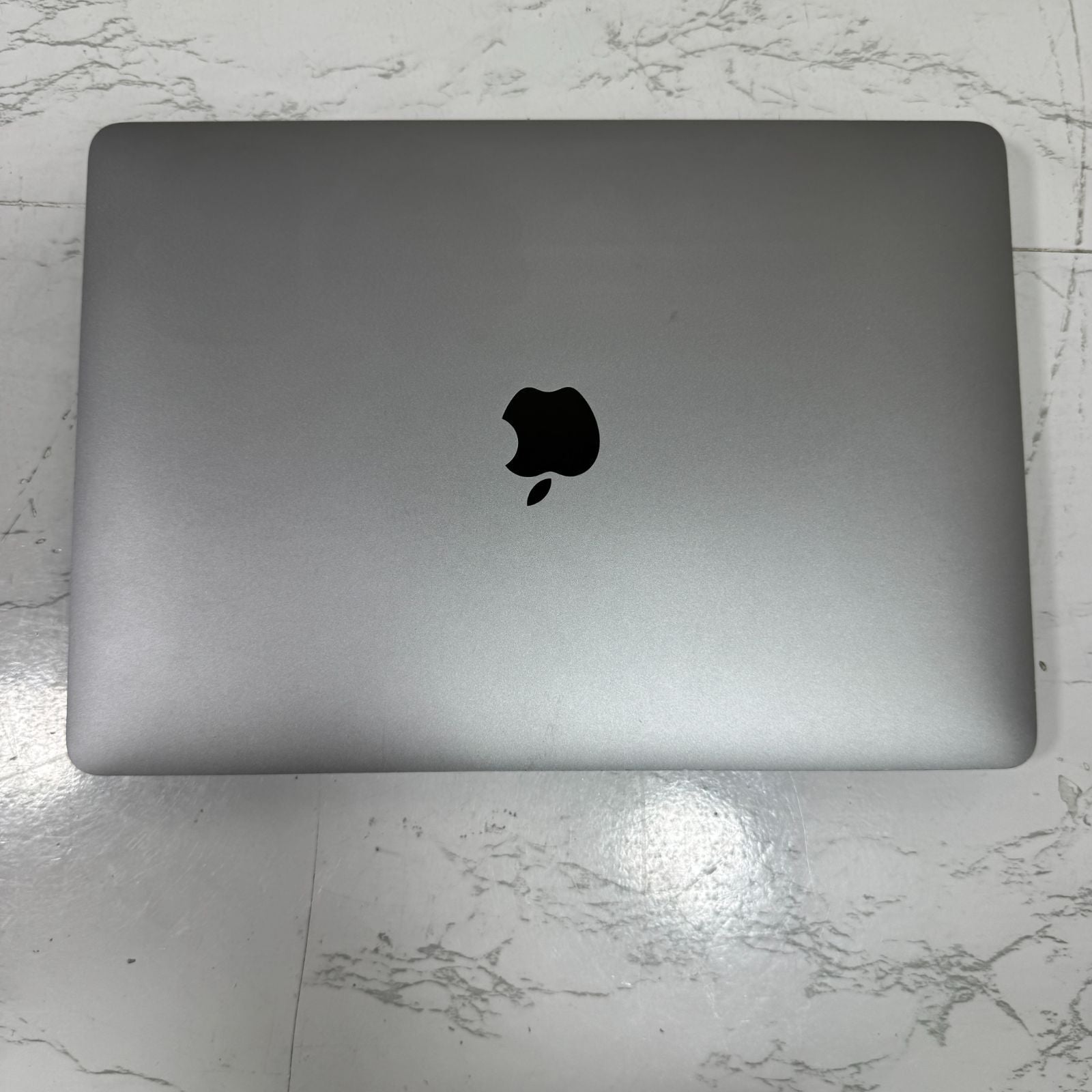 【良品】【1週間保証】MacBook Air 2020 13インチ / Apple M1 / 16GB / 512GB