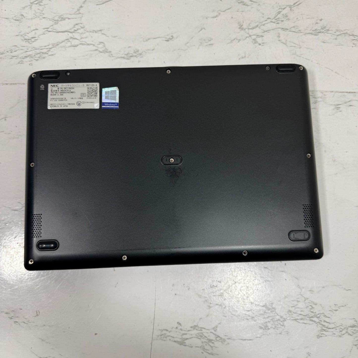 【良品】【1週間保証】NEC VersaPro UltraLite タイプVH VKT13/H-4 / Core i5 8200Y / 8GB / 128GB 001185