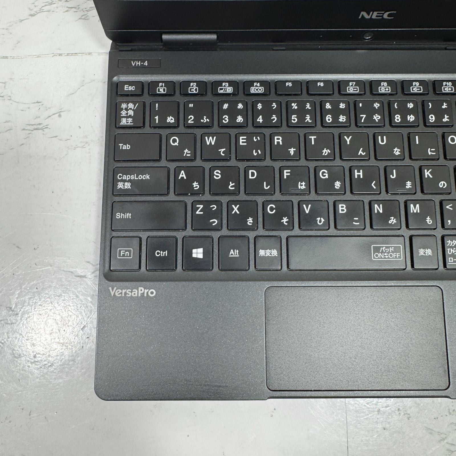 【良品】【1週間保証】NEC VersaPro UltraLite タイプVH VKT13/H-4 / Core i5 8200Y / 8GB / 128GB 001184