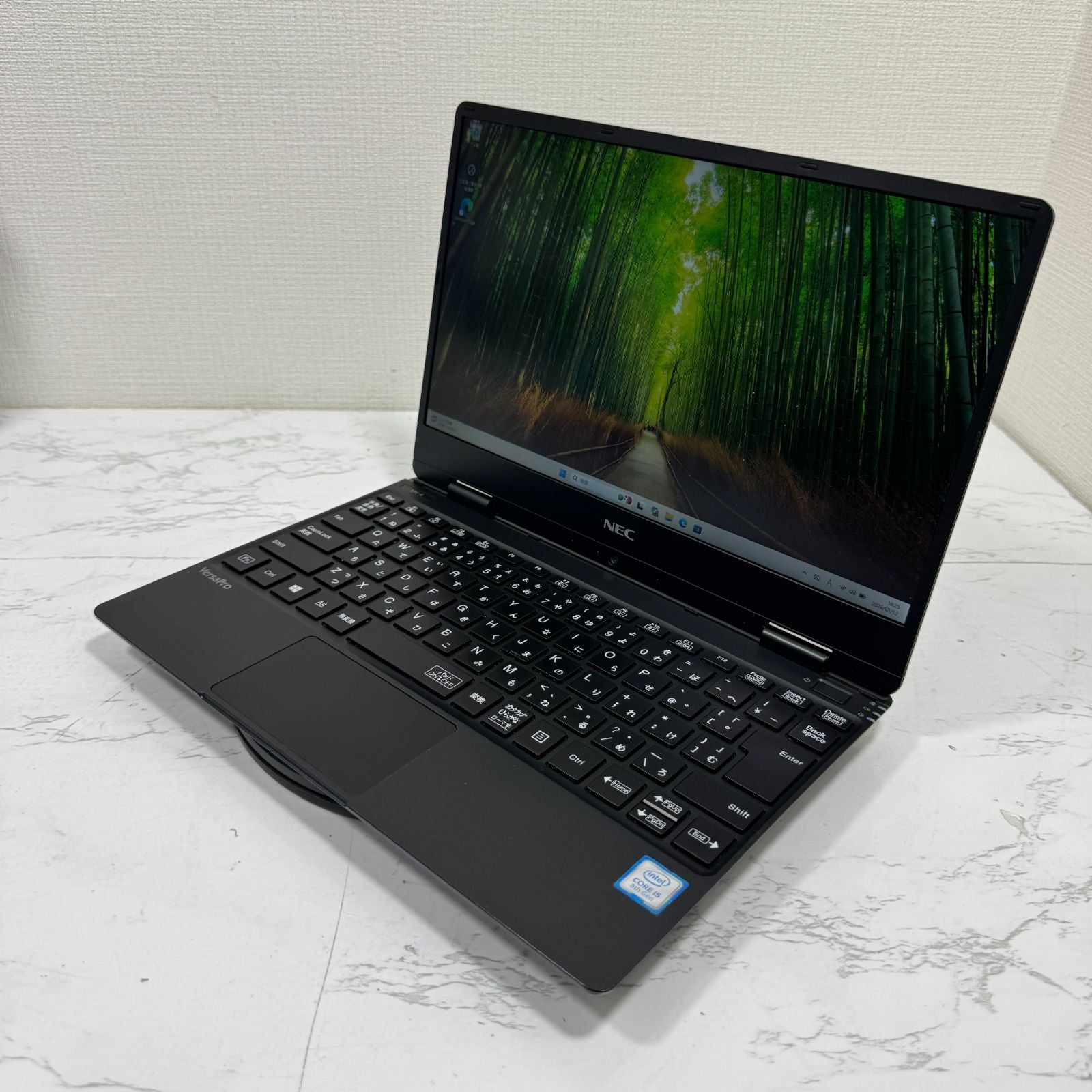 【良品】【1週間保証】NEC VersaPro UltraLite タイプVH VKT13/H-4 / Core i5 8200Y / 8GB / 128GB 001184