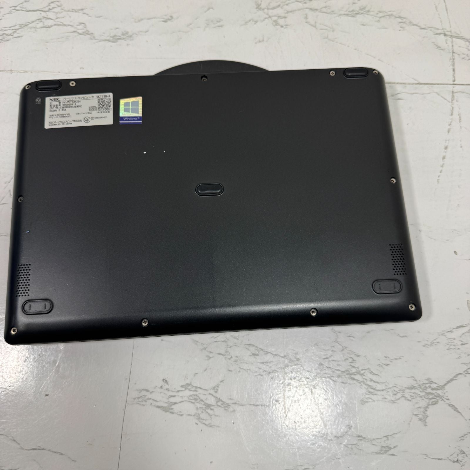 【美品】【1週間保証】NEC VersaPro UltraLite タイプVH VKT13/H-4 / Core i5 8200Y / 8GB / 128GB 001176