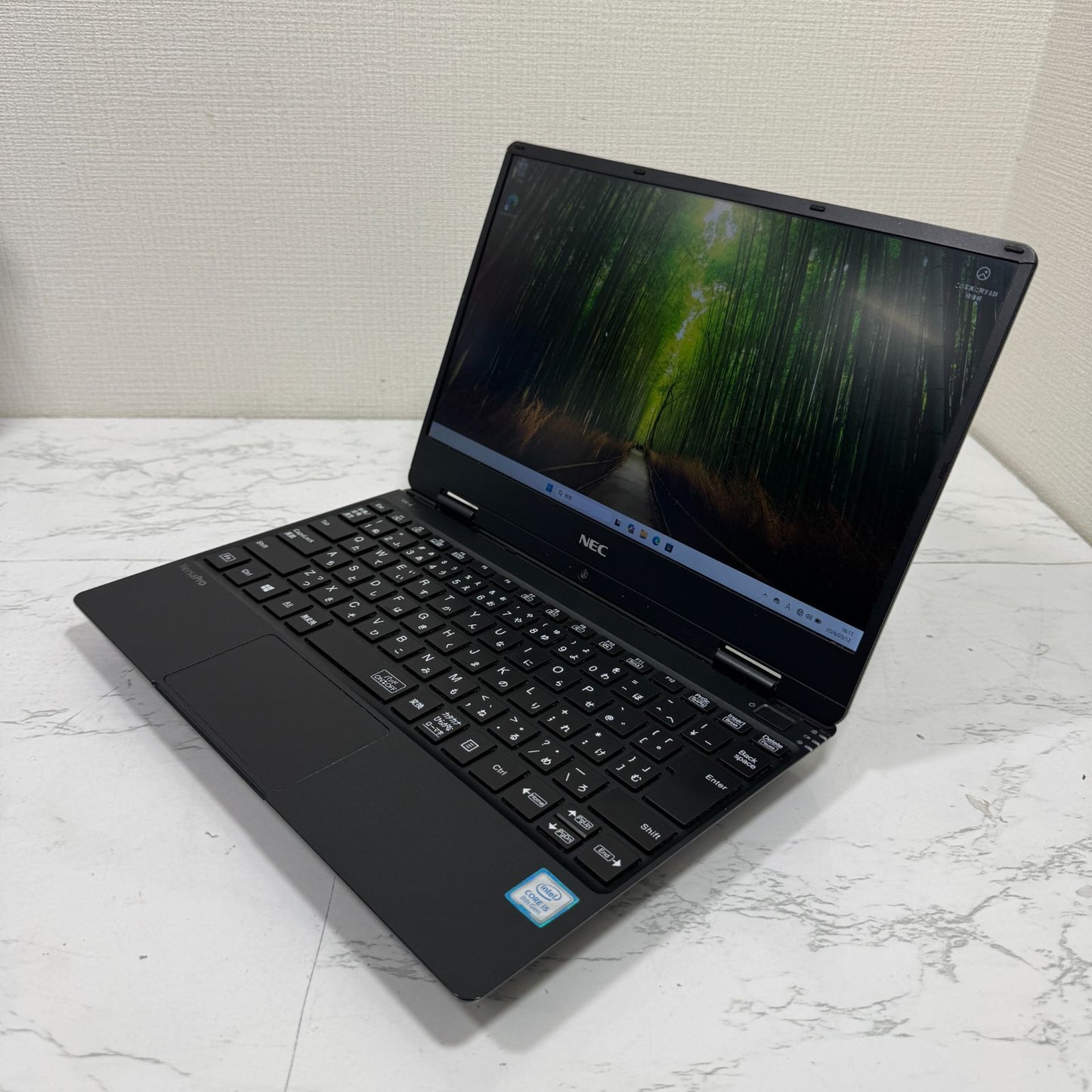 【美品】【1週間保証】NEC VersaPro UltraLite タイプVH VKT13/H-4 / Core i5 8200Y / 8GB / 128GB 001177