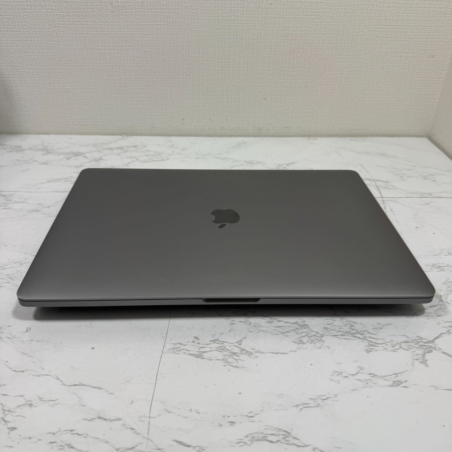 【裏傷あり】【1週間保証】MacBook Pro 16インチ / 2019 / Core i9 9980HK / 32GB / 1TB 191339