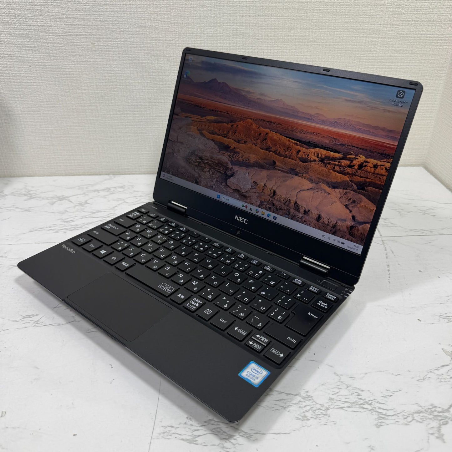 【美品】【1週間保証】NEC VersaPro UltraLite タイプVH VKT13/H-4 / Core i5 8200Y / 8GB / 128GB 001180