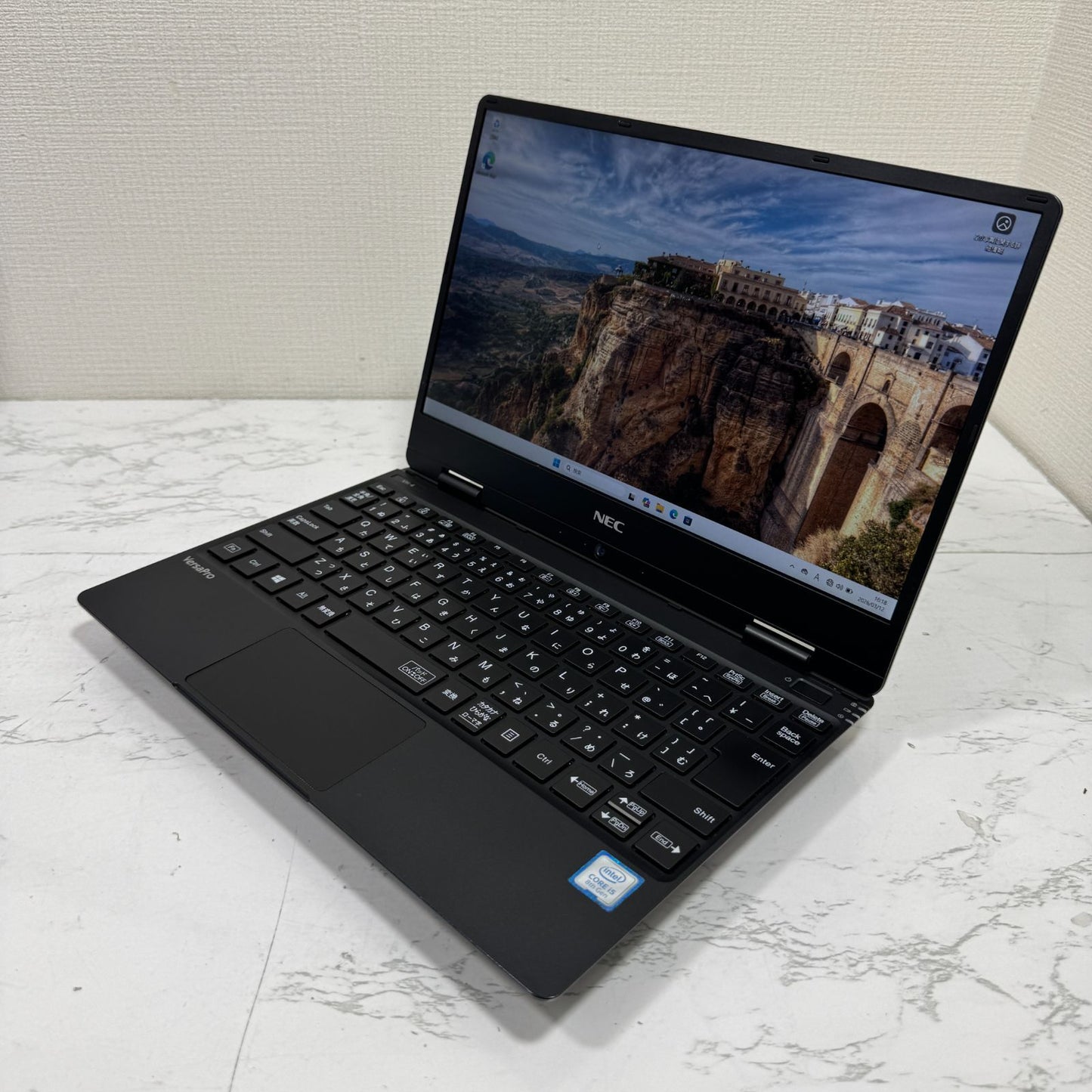 【美品】【1週間保証】NEC VersaPro UltraLite タイプVH VKT13/H-4 / Core i5 8200Y / 8GB / 128GB 001174